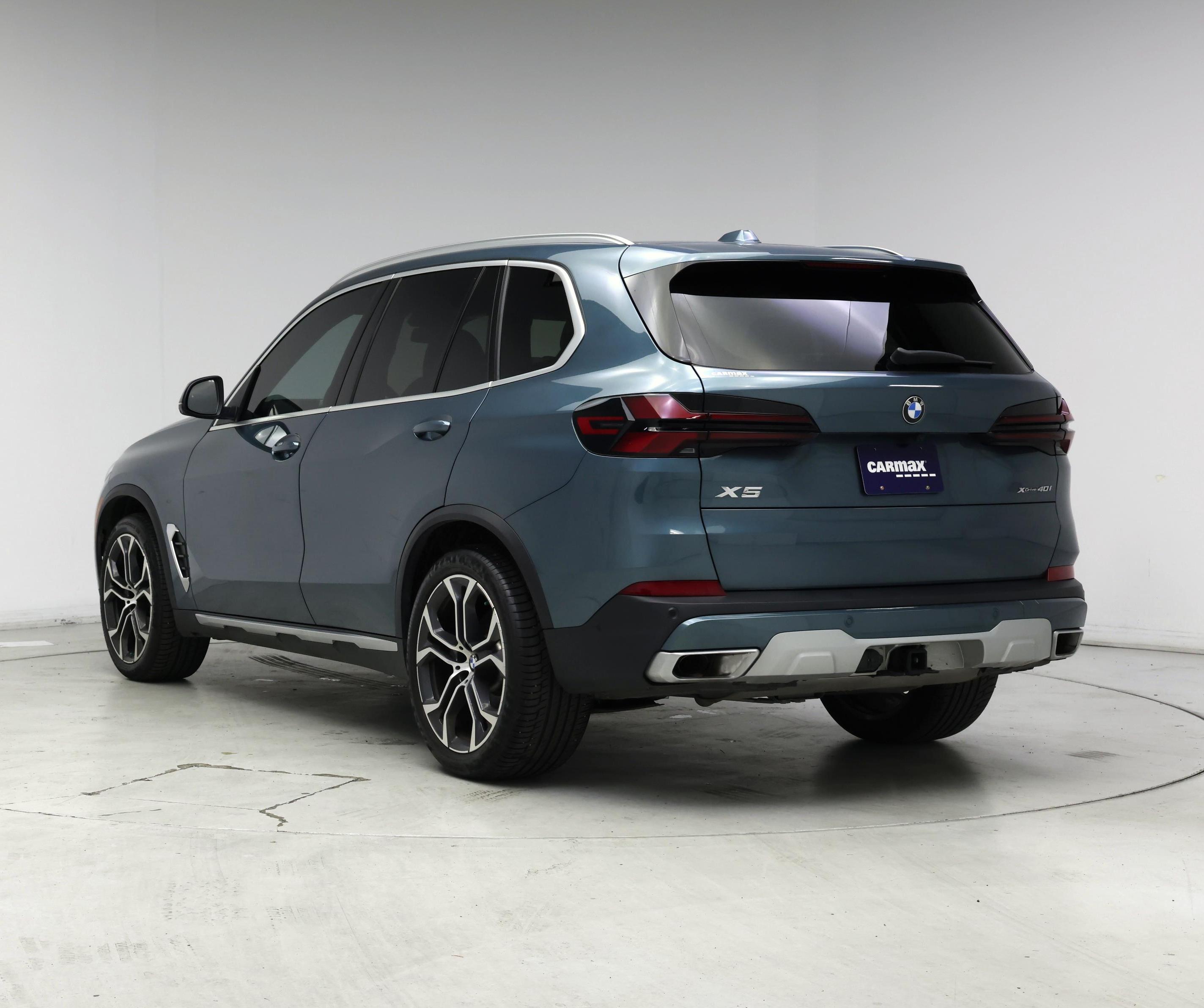 Thumbnail: 2024 BMW X5 - 2