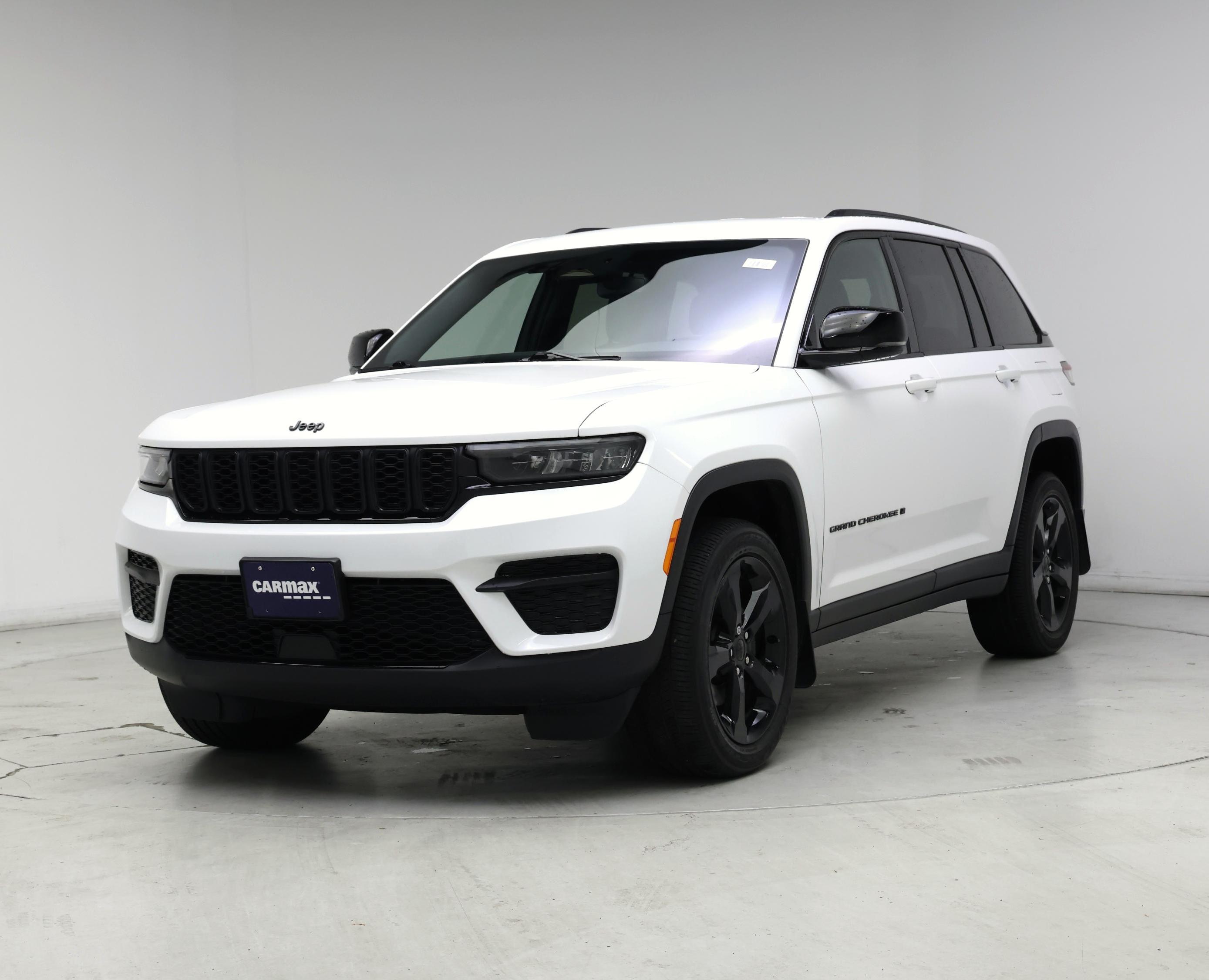 Thumbnail: 2023 Jeep Grand Cherokee - 4