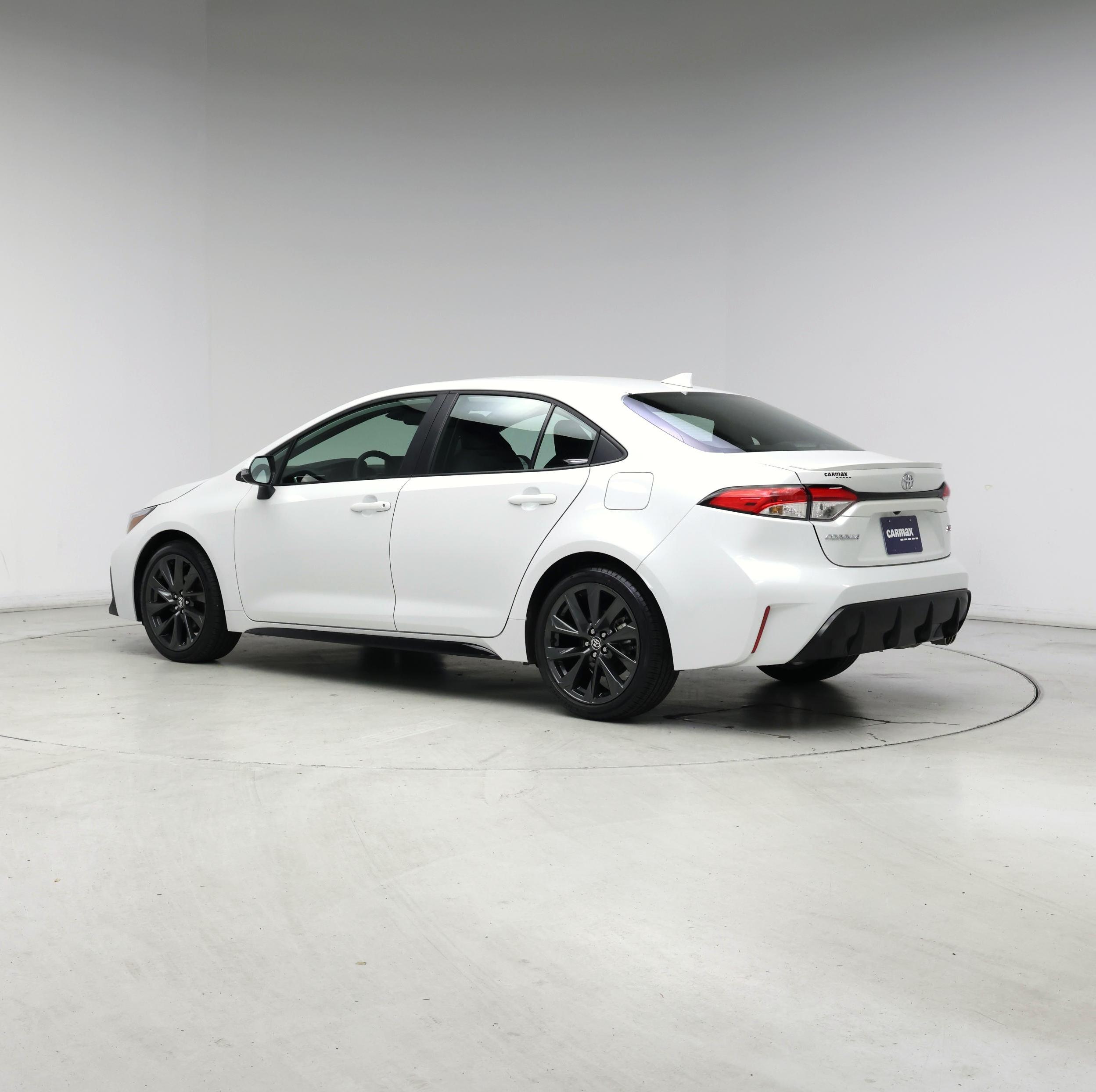 Thumbnail: 2025 Toyota Corolla - 2