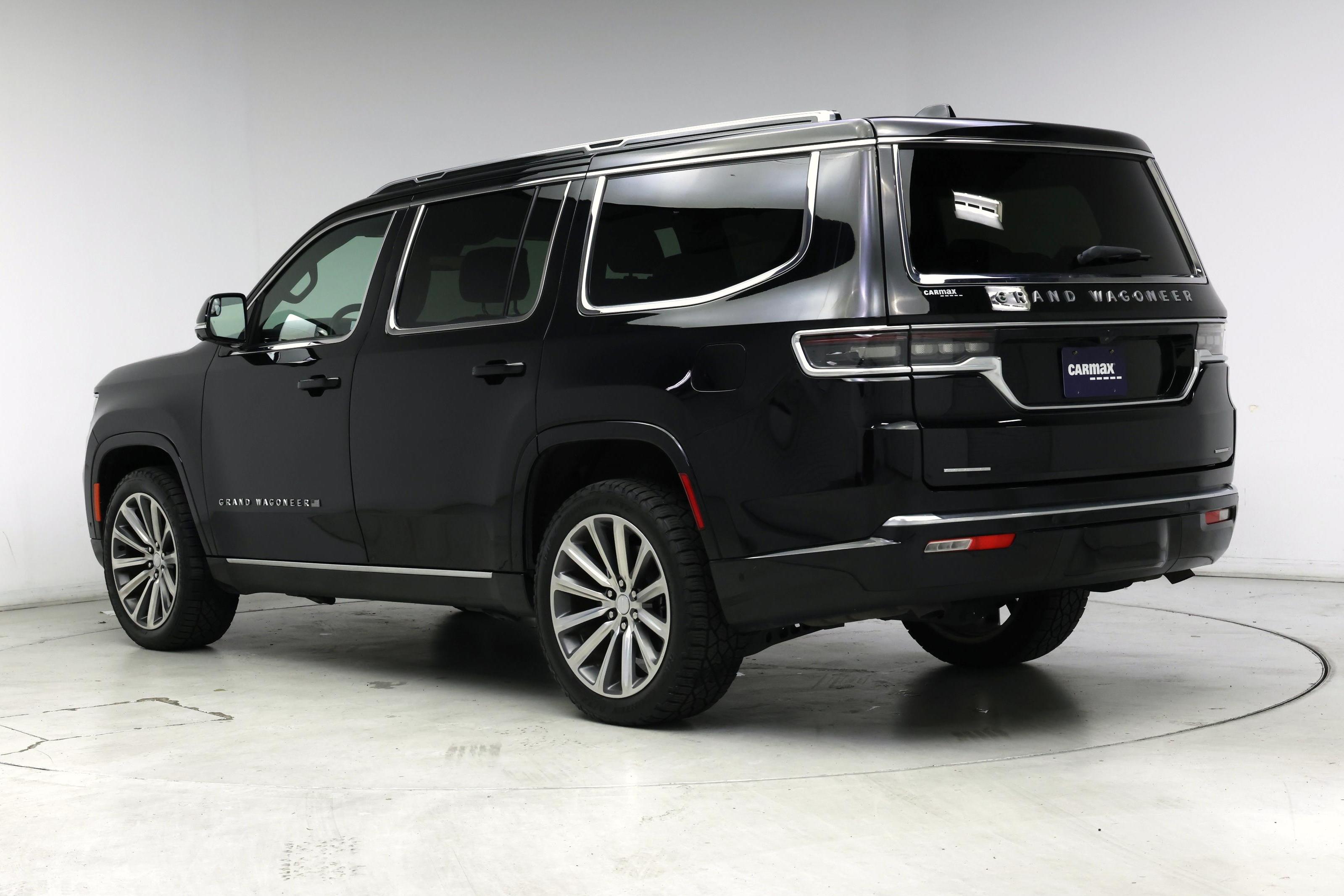 Thumbnail: 2022 Jeep Grand Wagoneer - 5