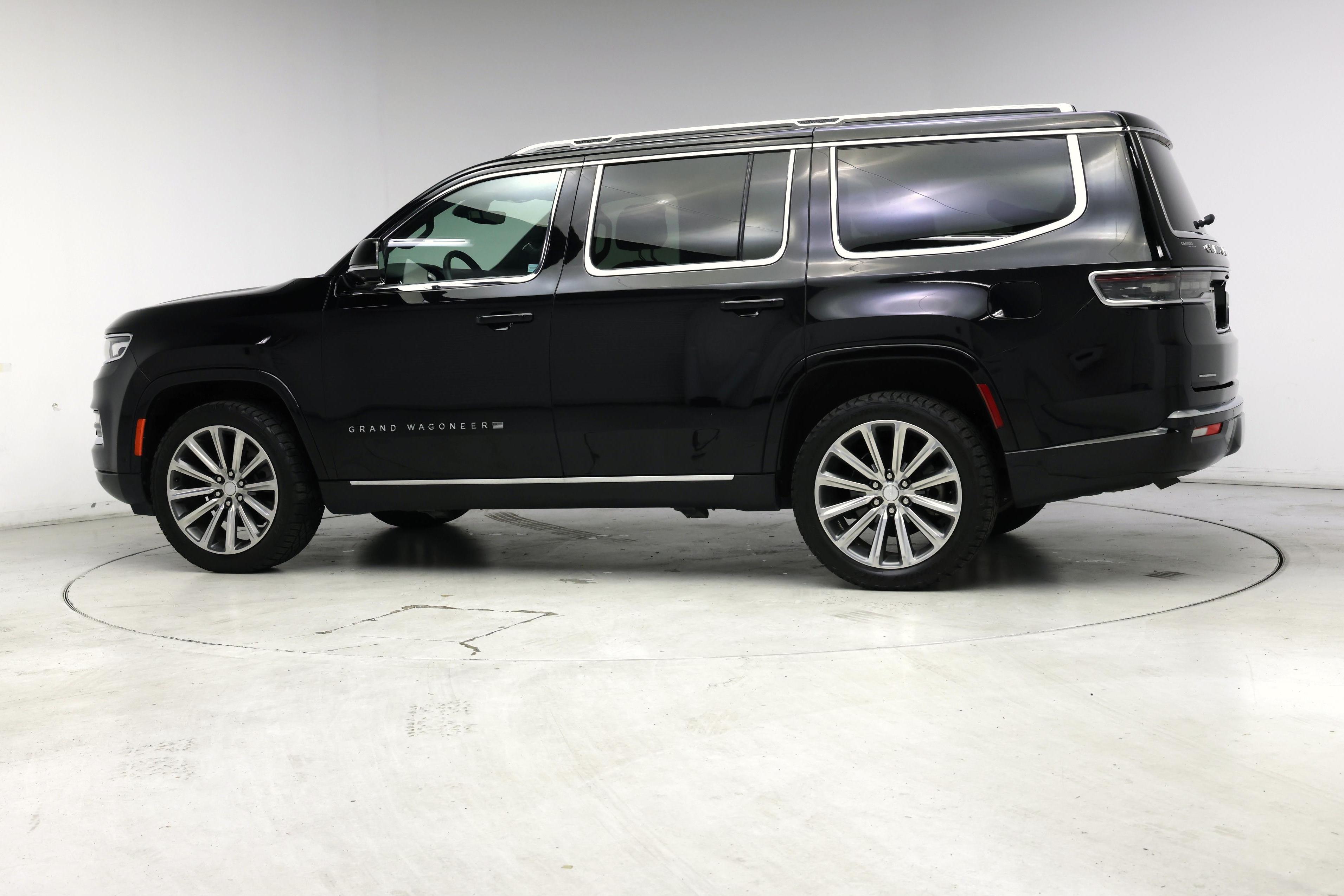 Thumbnail: 2022 Jeep Grand Wagoneer - 8