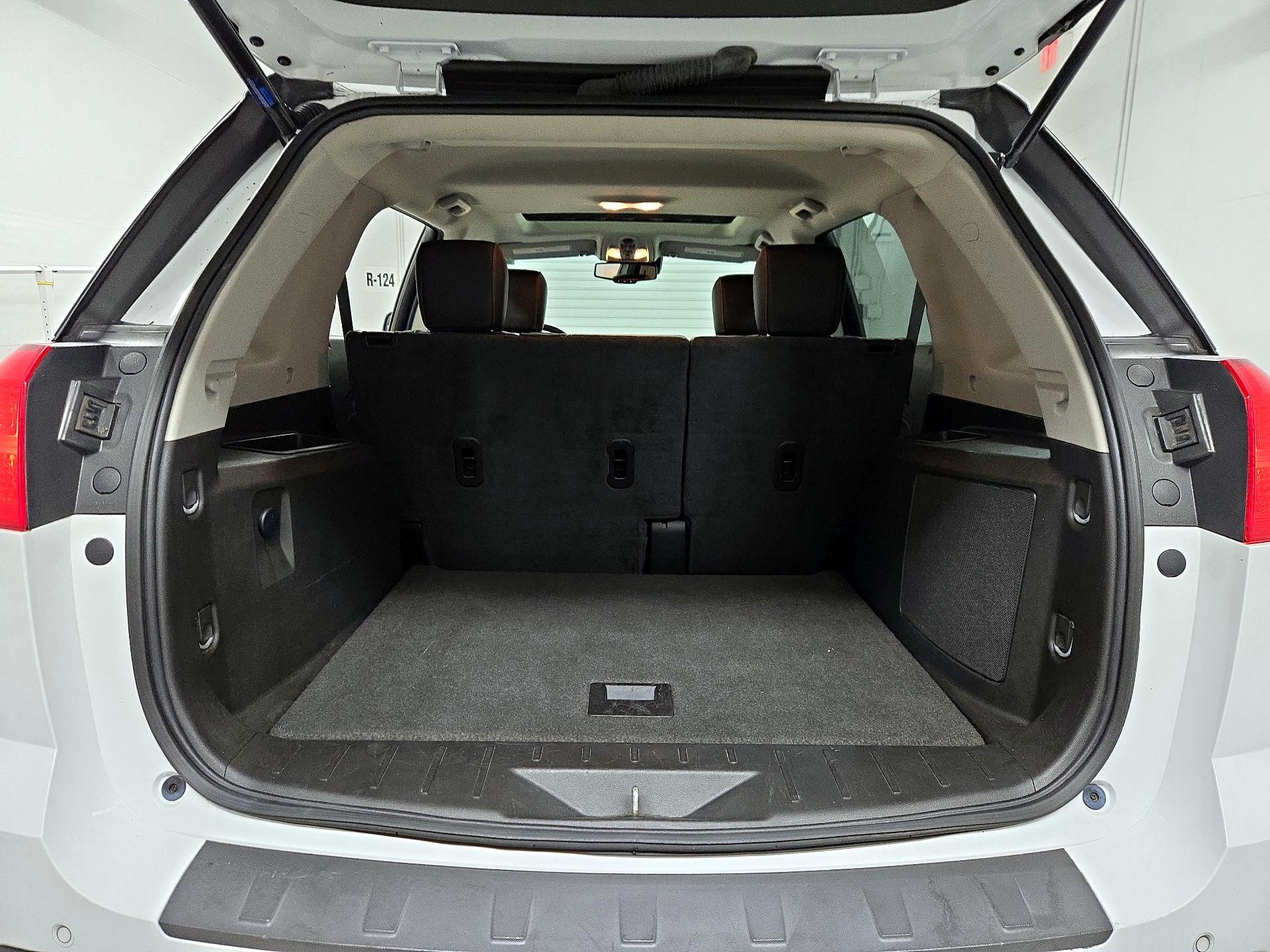Thumbnail: 2015 GMC Terrain - 20
