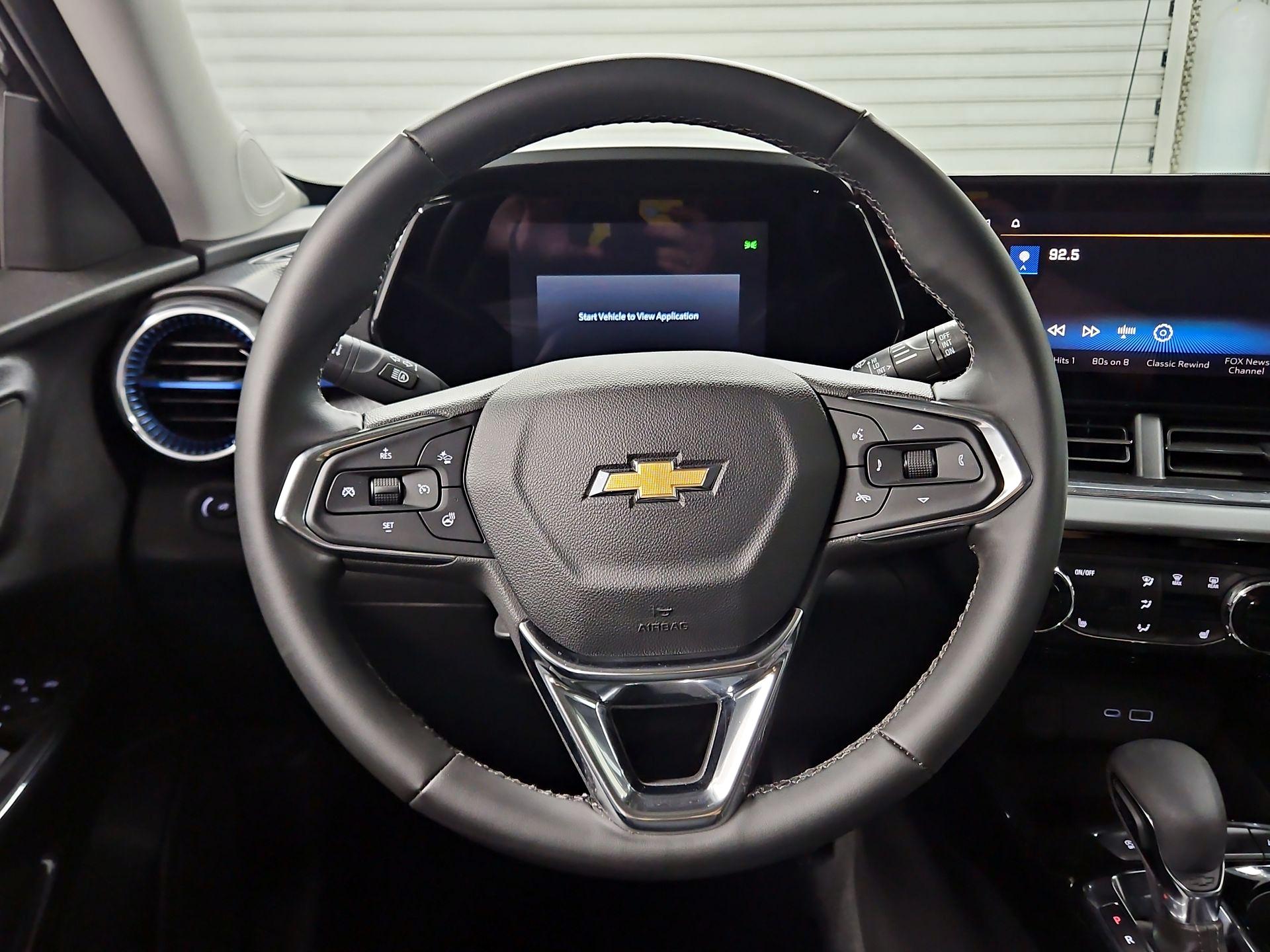 Thumbnail: 2025 Chevrolet Trax - 10