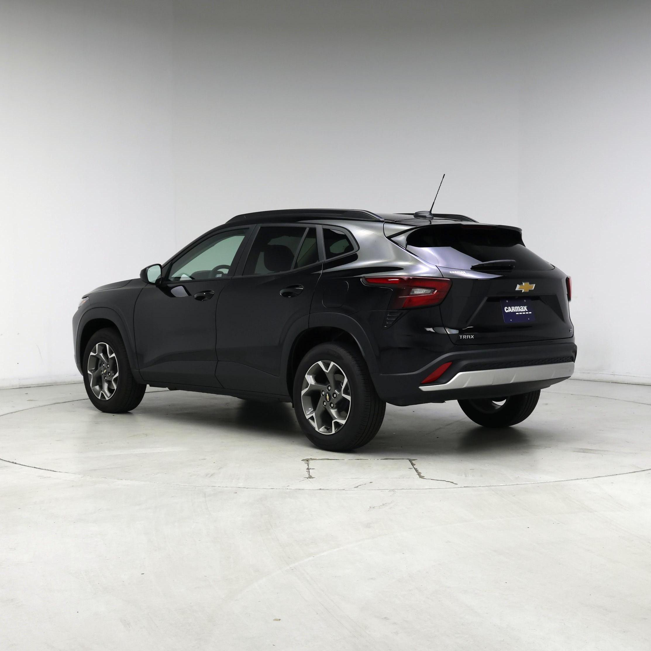 Thumbnail: 2025 Chevrolet Trax - 2