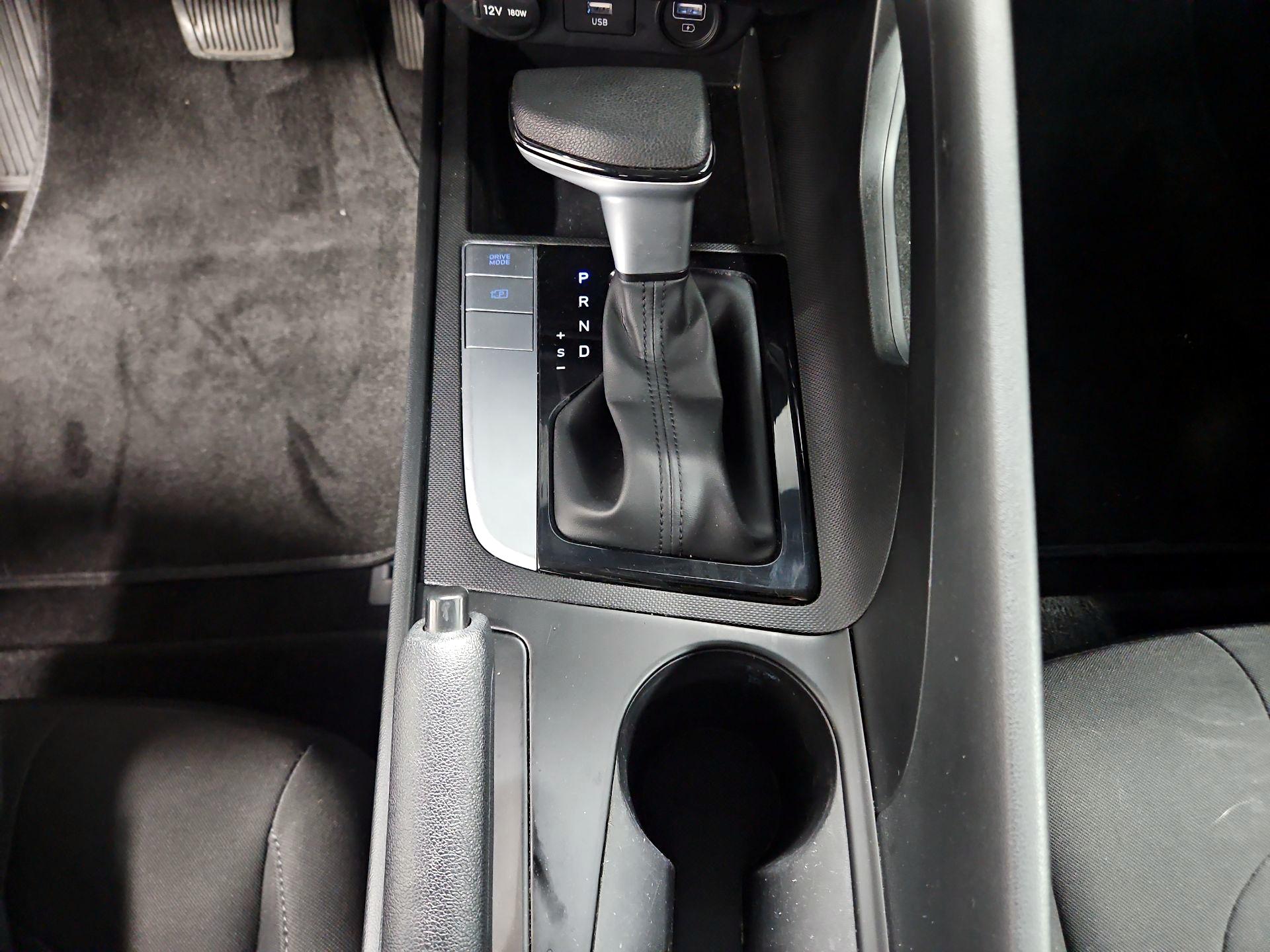 Thumbnail: 2023 Hyundai Elantra - 17