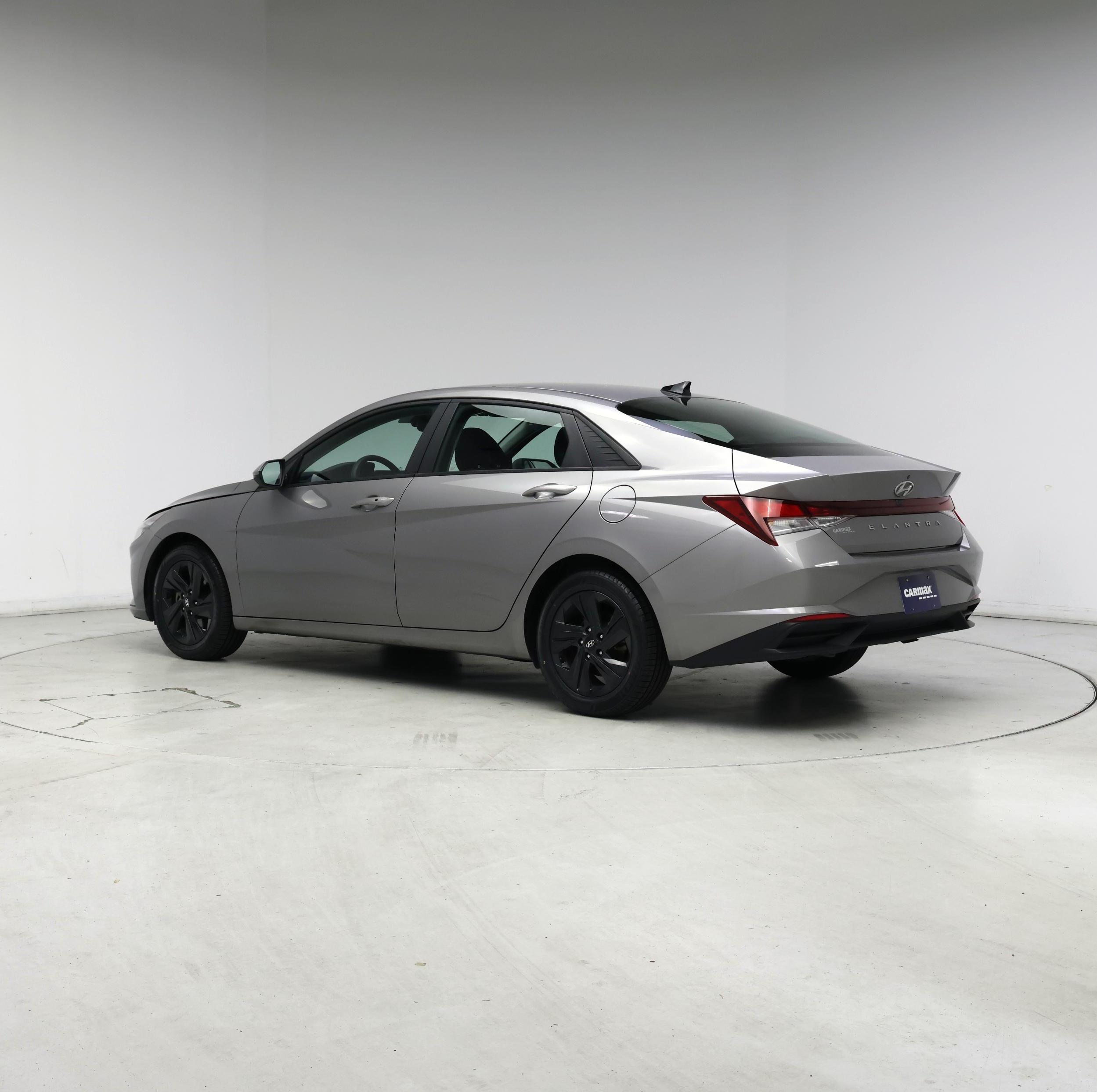 Thumbnail: 2023 Hyundai Elantra - 2