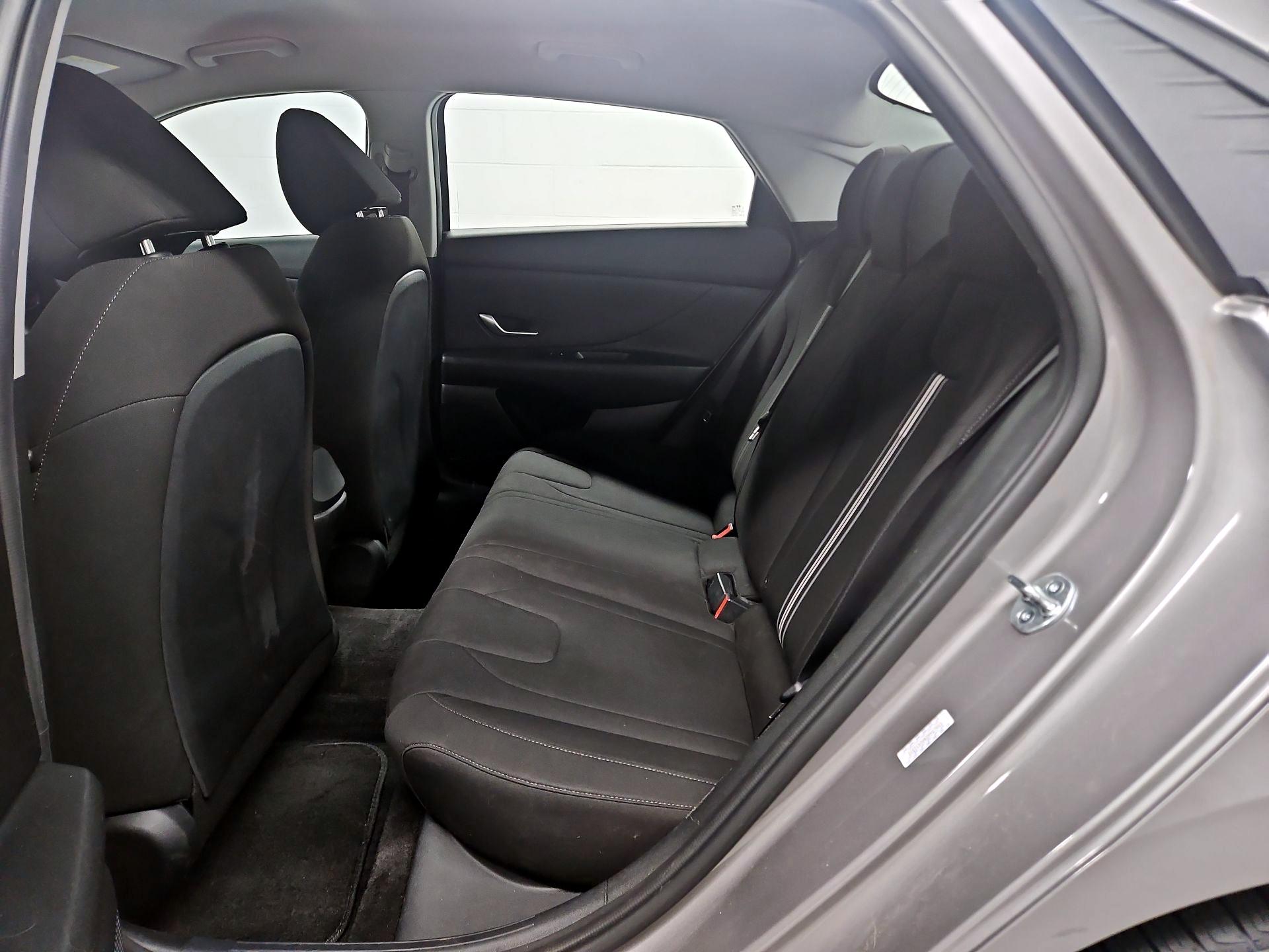 Thumbnail: 2023 Hyundai Elantra - 19