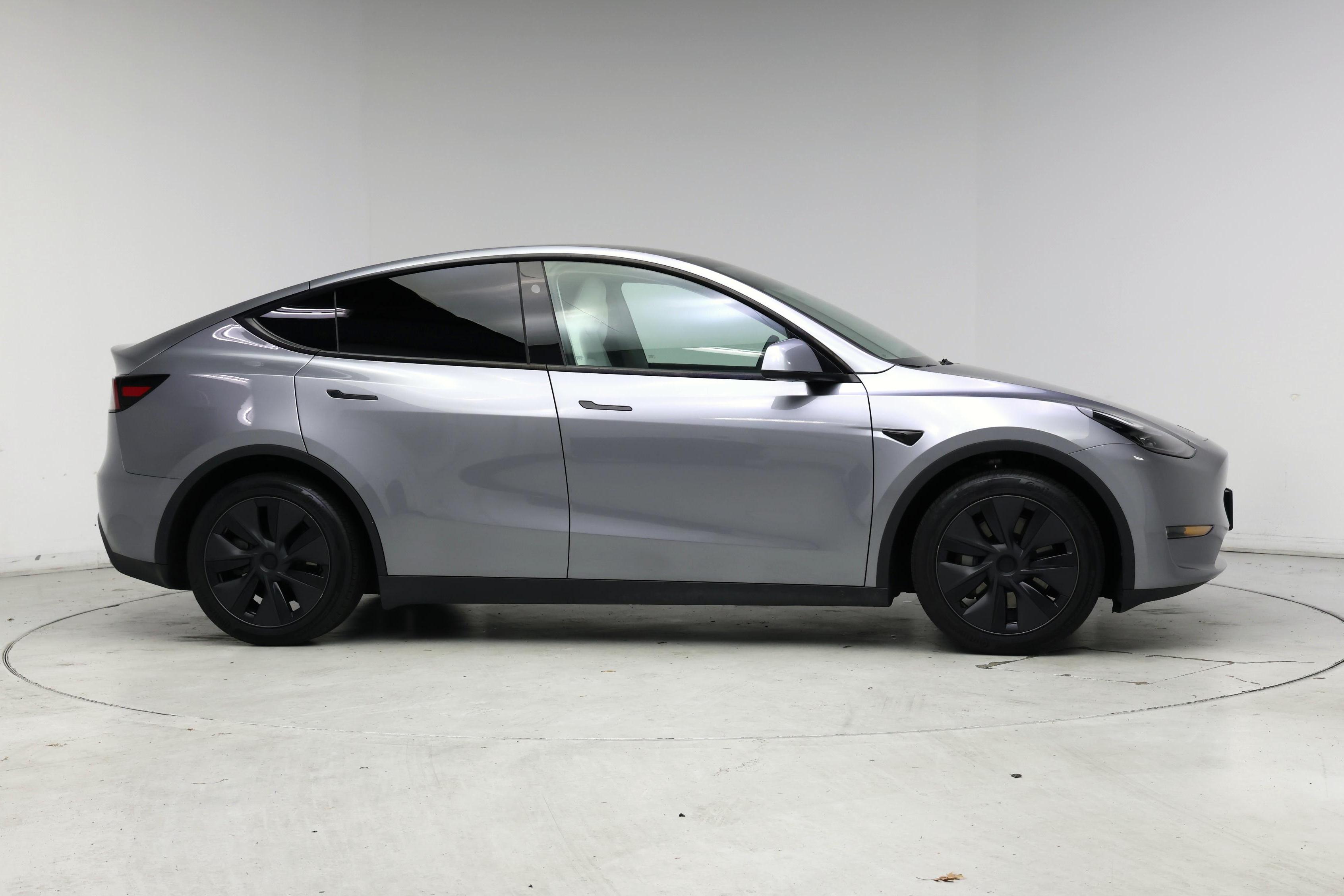 Thumbnail: 2025 Tesla Model Y - 7