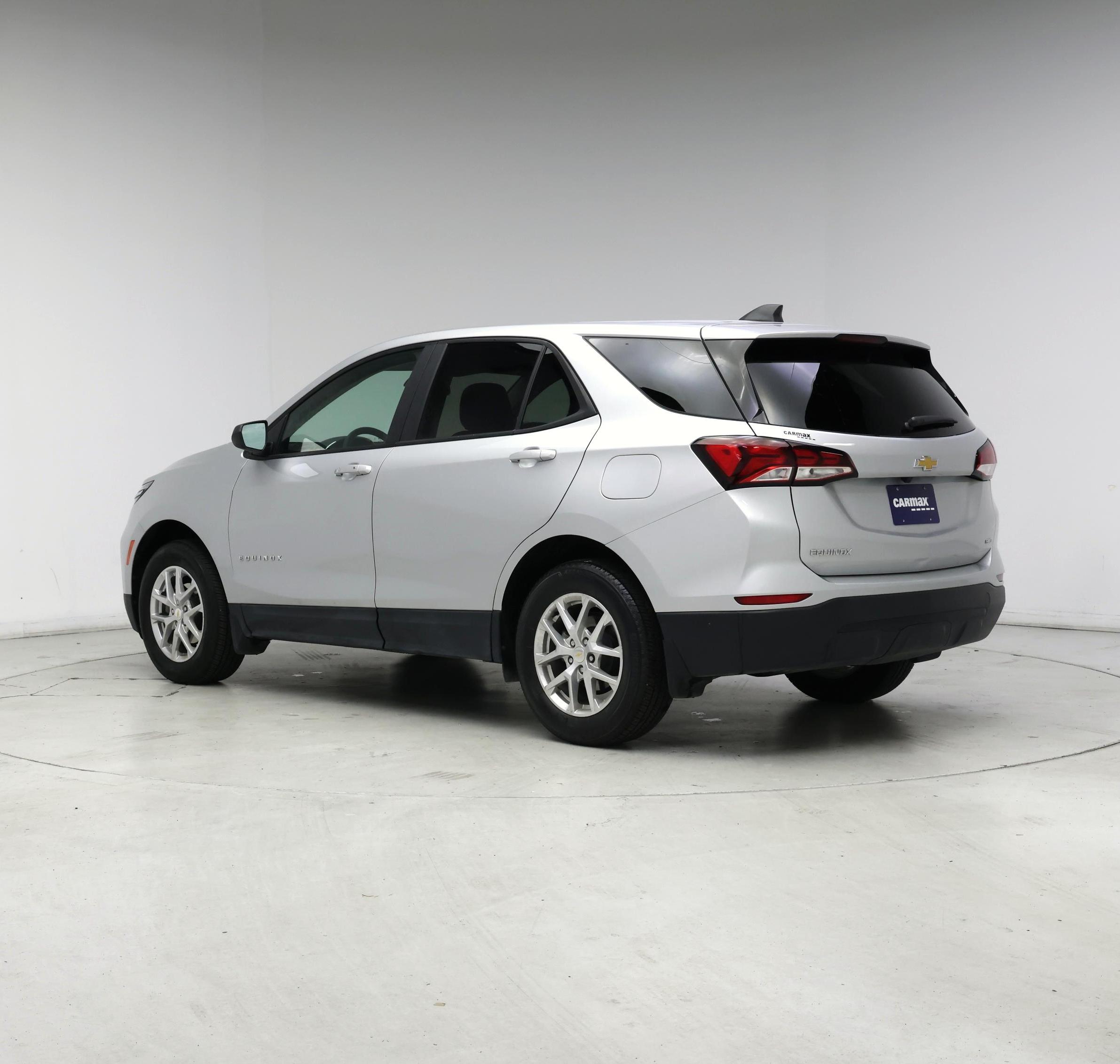 Thumbnail: 2022 Chevrolet Equinox - 2