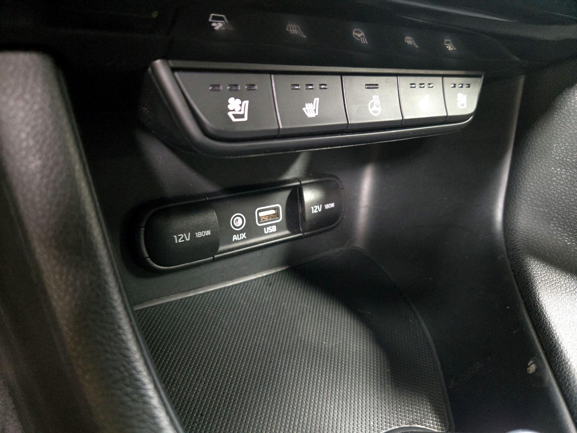 Thumbnail: 2018 Kia Sportage - 19