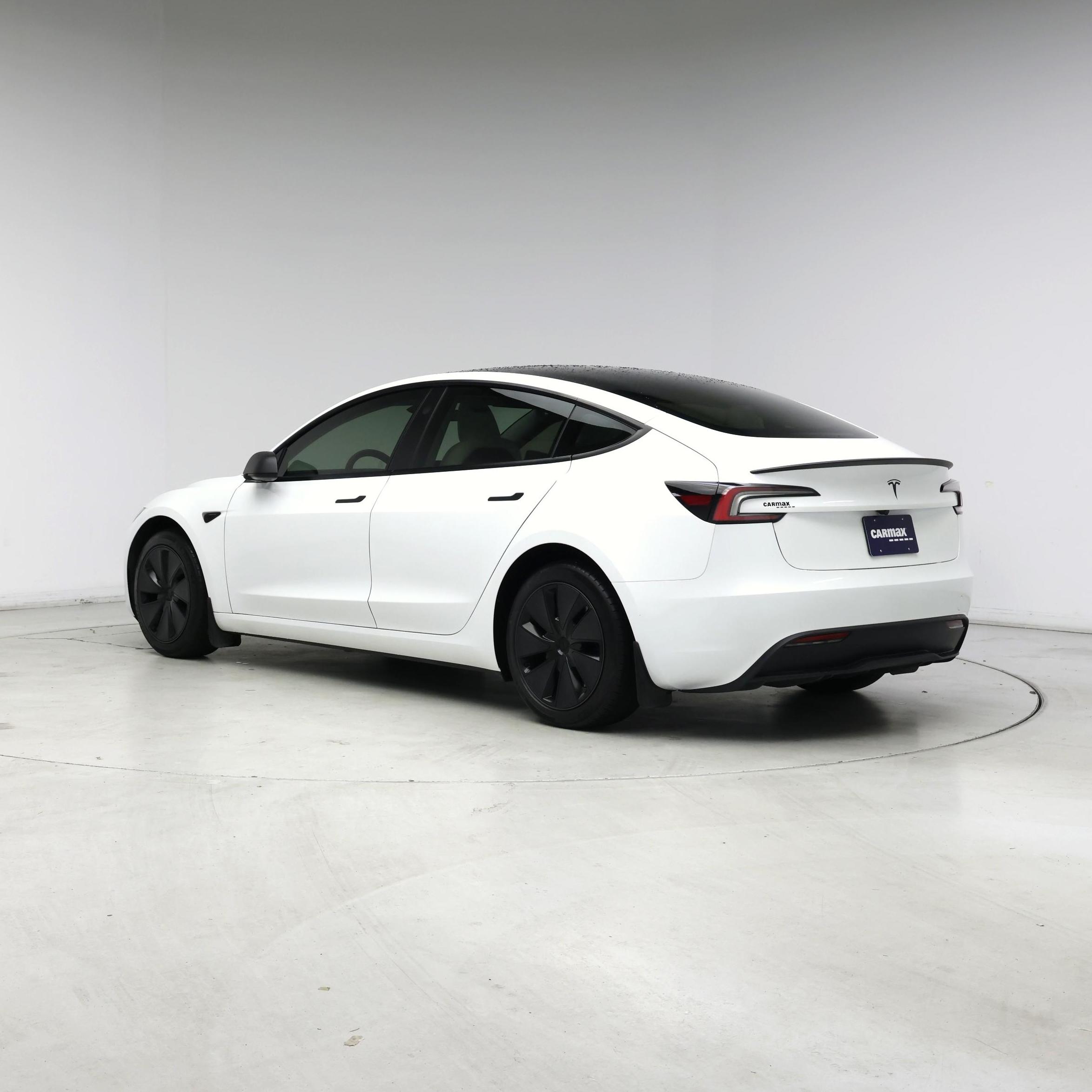 Thumbnail: 2025 Tesla Model 3 - 2