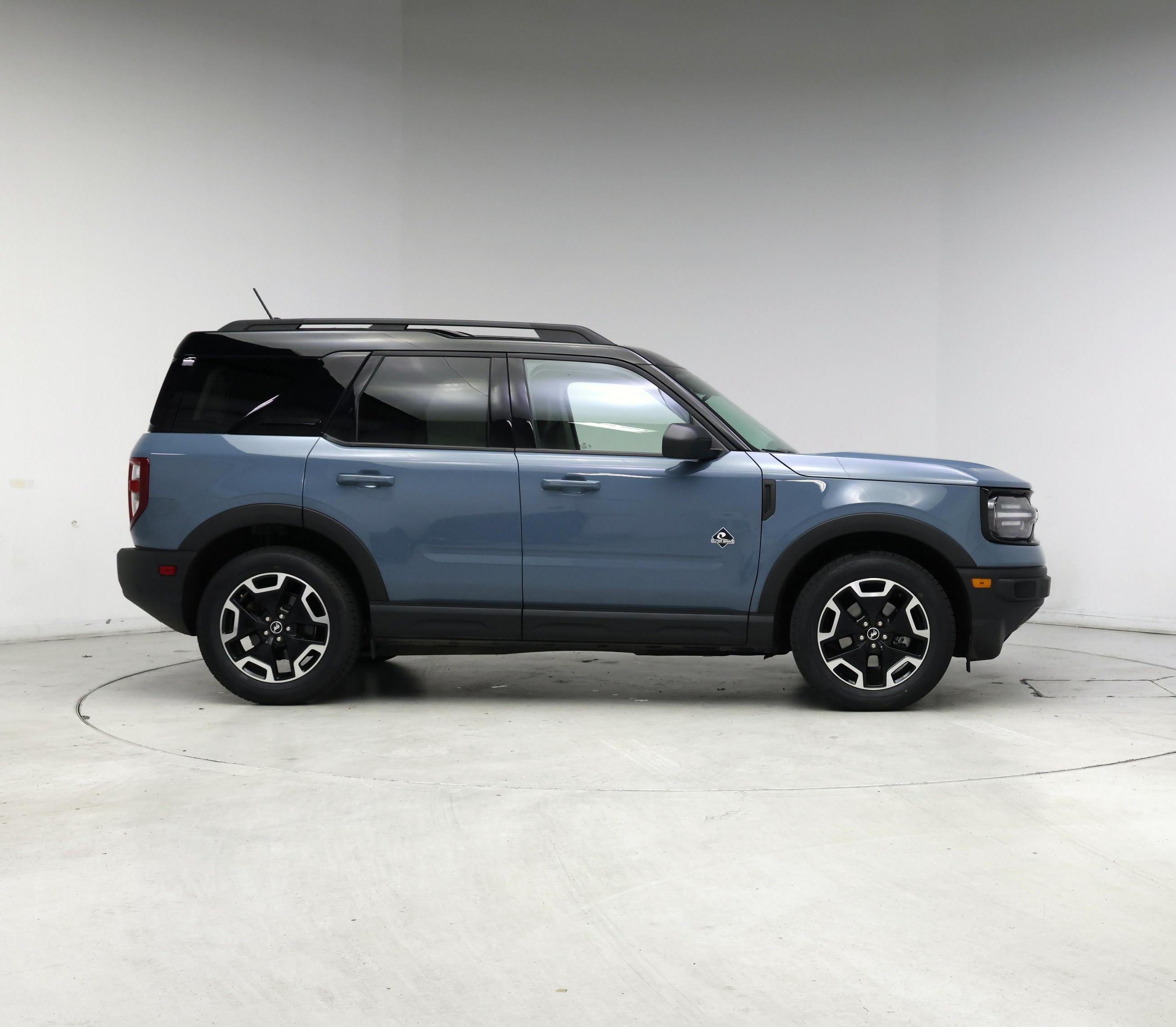 Thumbnail: 2021 Ford Bronco Sport - 7