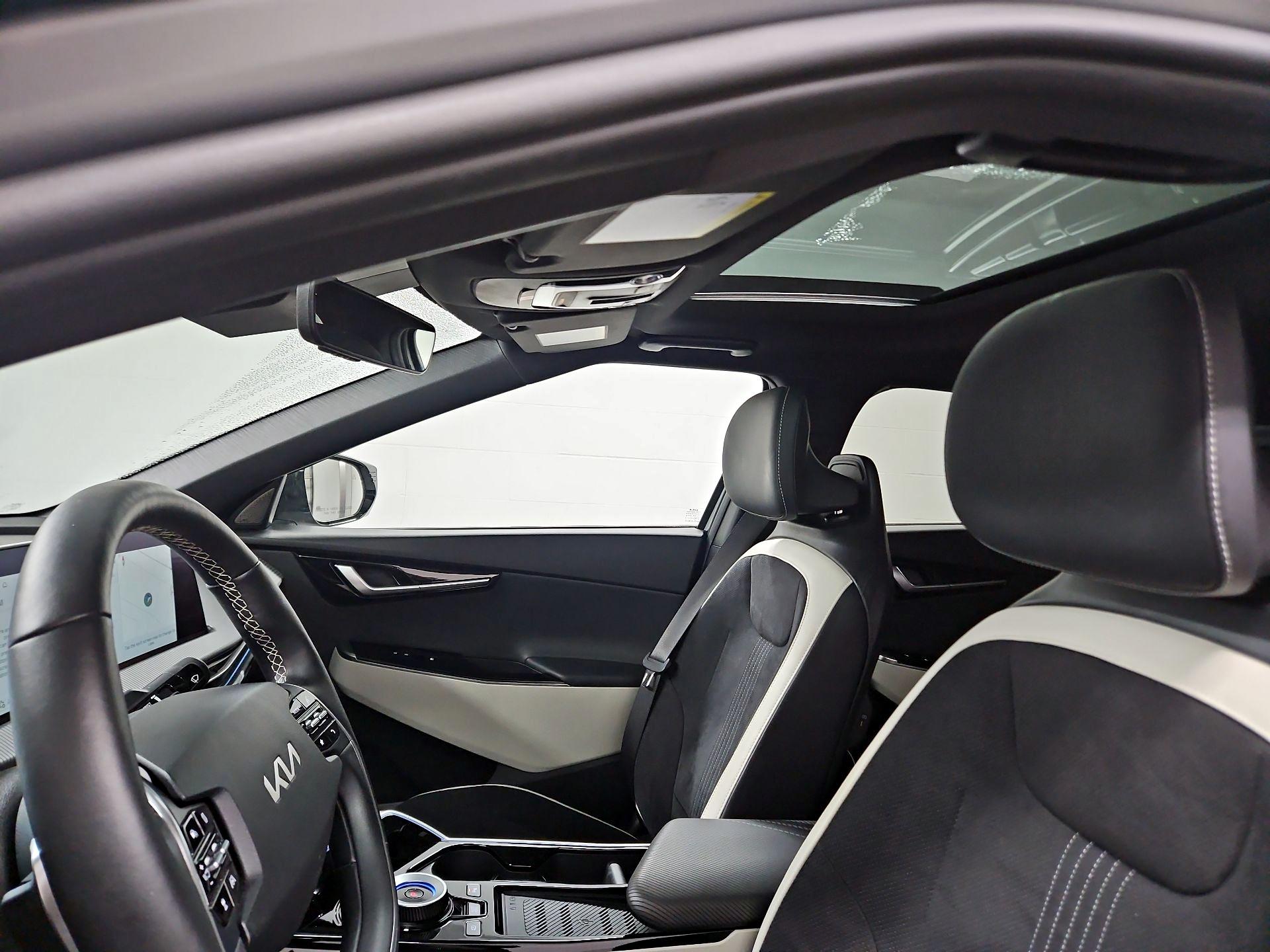 Thumbnail: 2024 Kia EV6 - 20