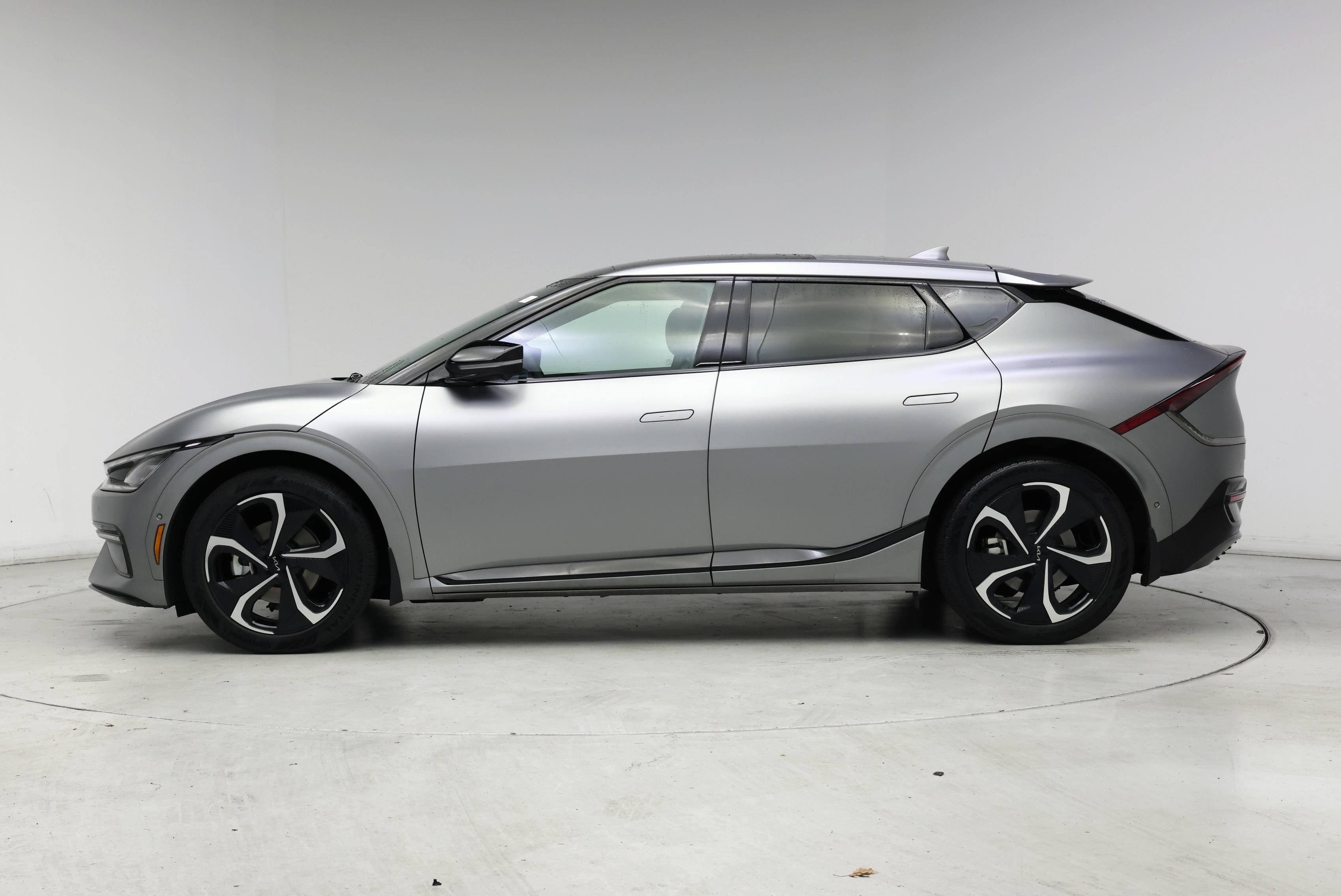 Thumbnail: 2024 Kia EV6 - 3