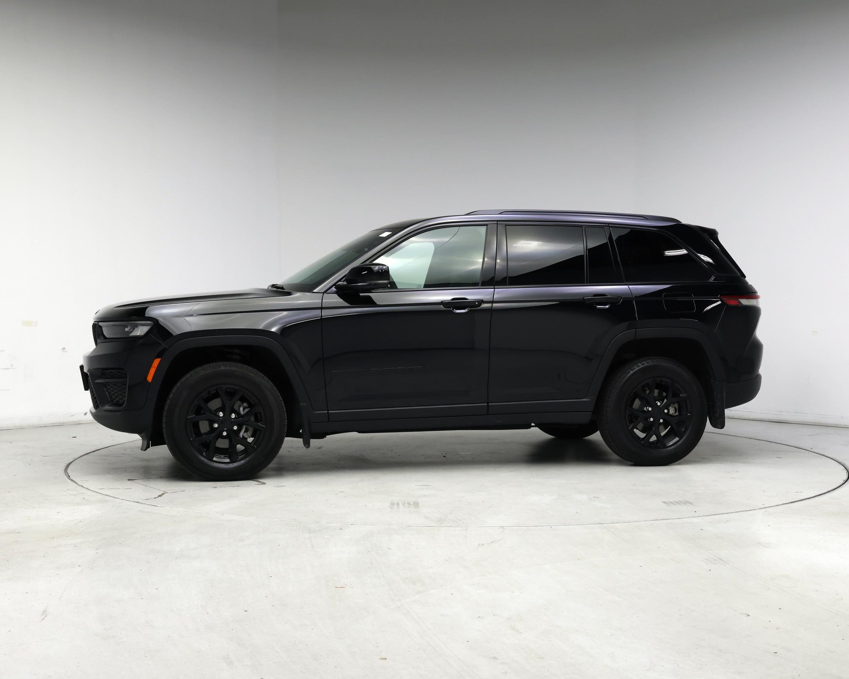 Thumbnail: 2025 Jeep Grand Cherokee - 3