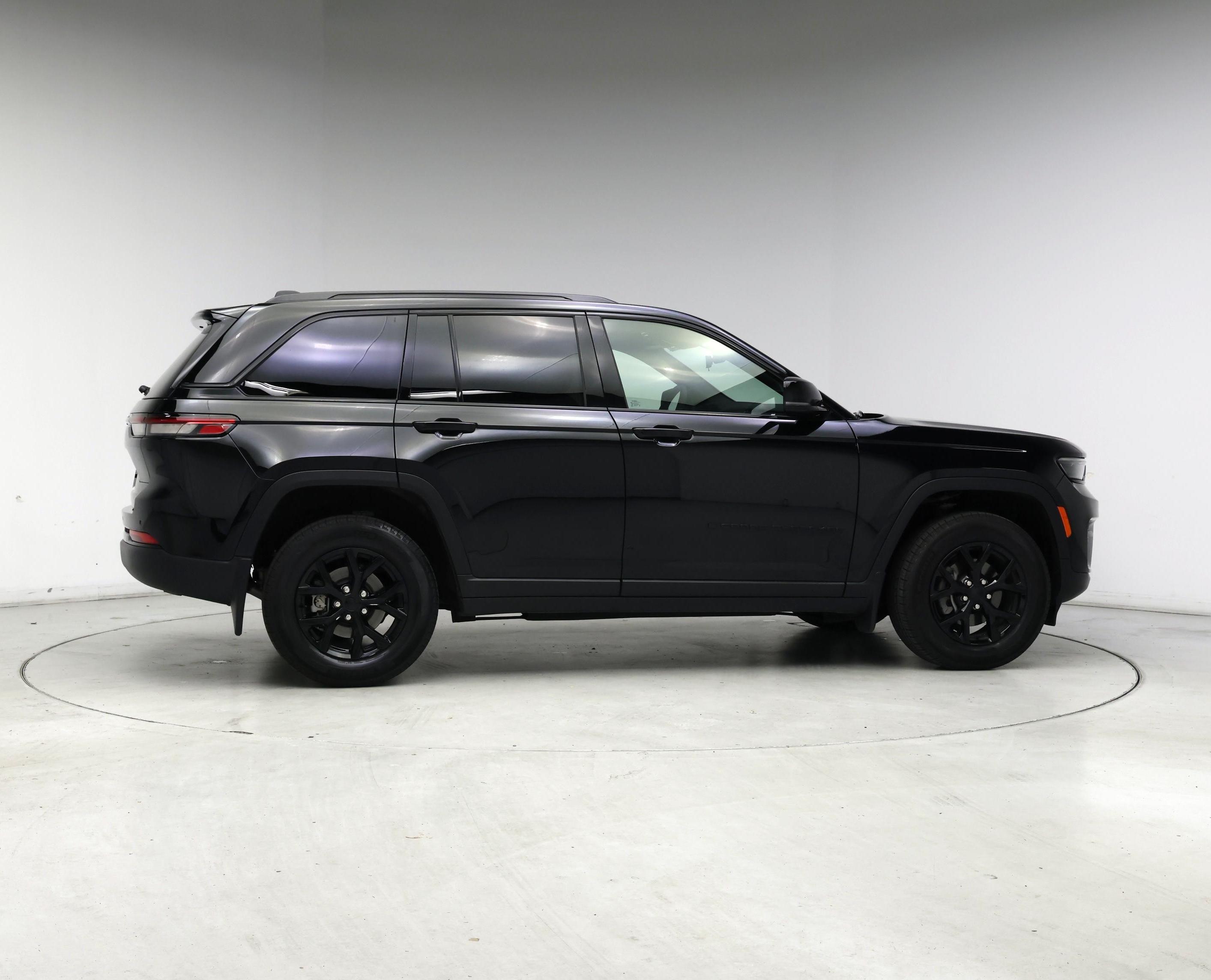 Thumbnail: 2025 Jeep Grand Cherokee - 7