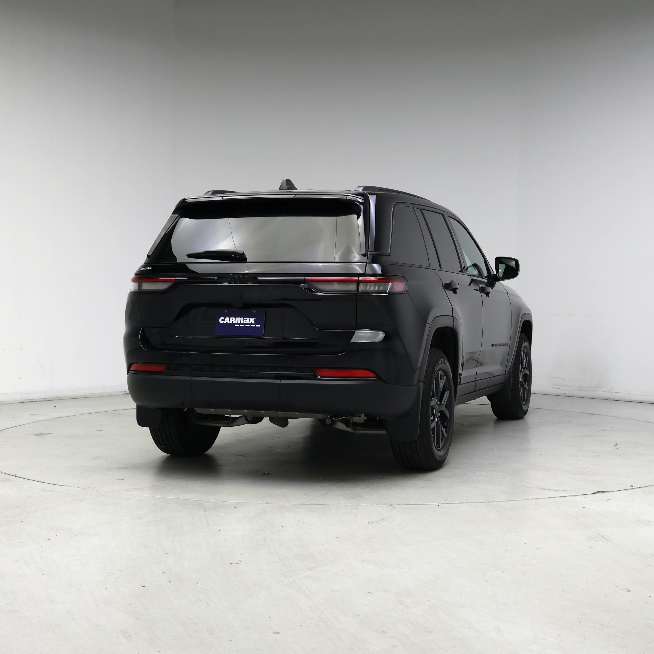 Thumbnail: 2025 Jeep Grand Cherokee - 8