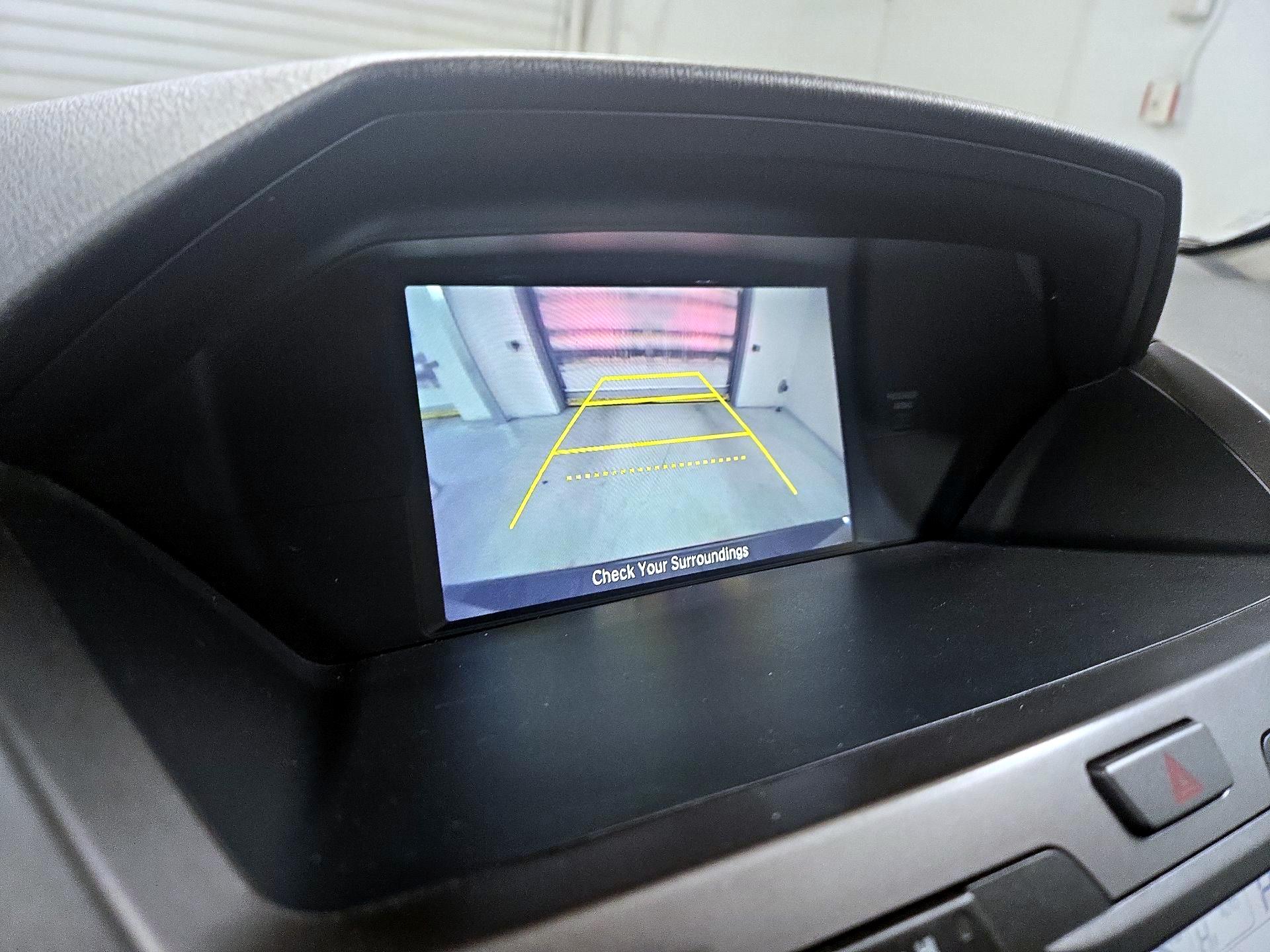 Thumbnail: 2016 Honda Odyssey - 14