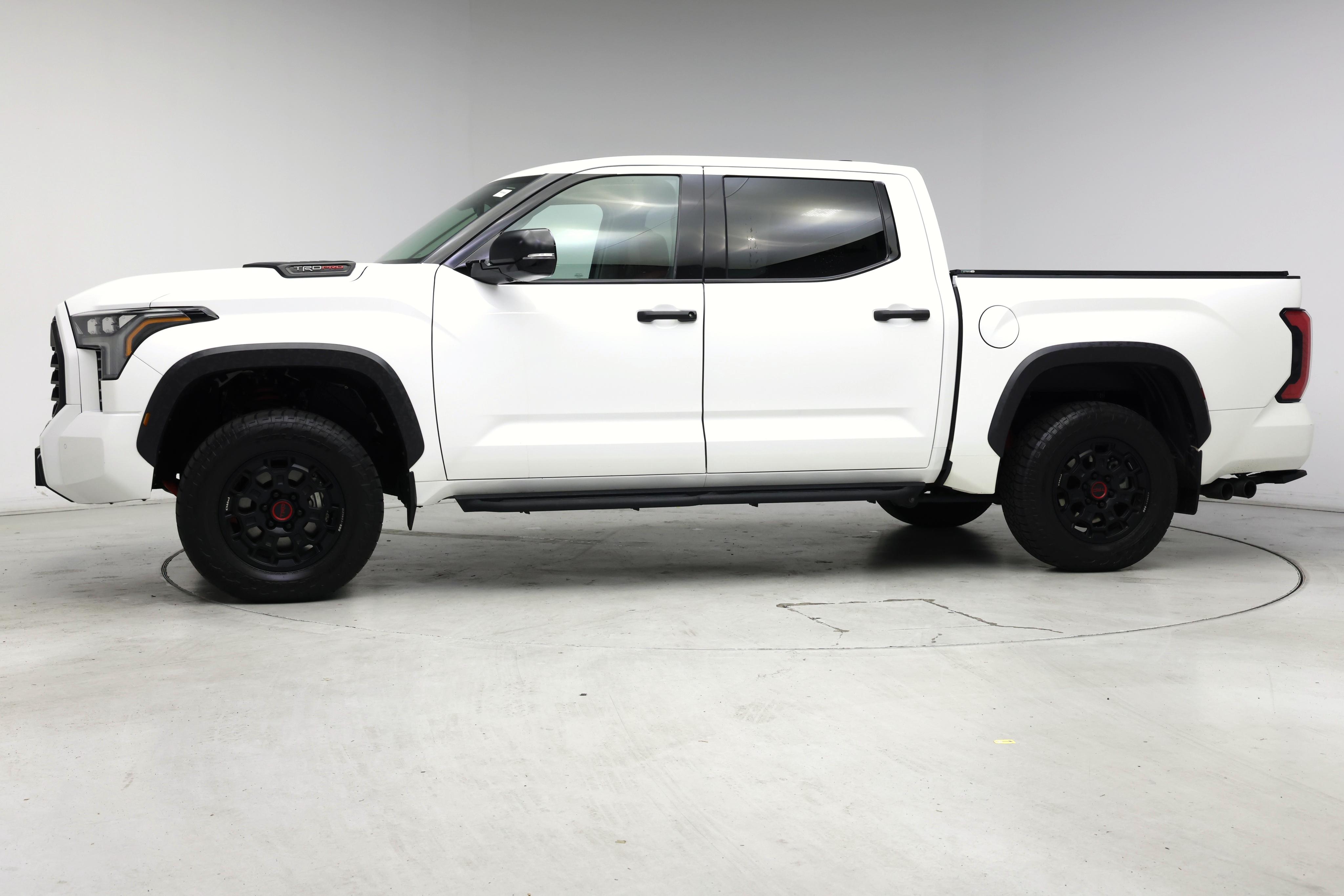 Thumbnail: 2023 Toyota Tundra - 3