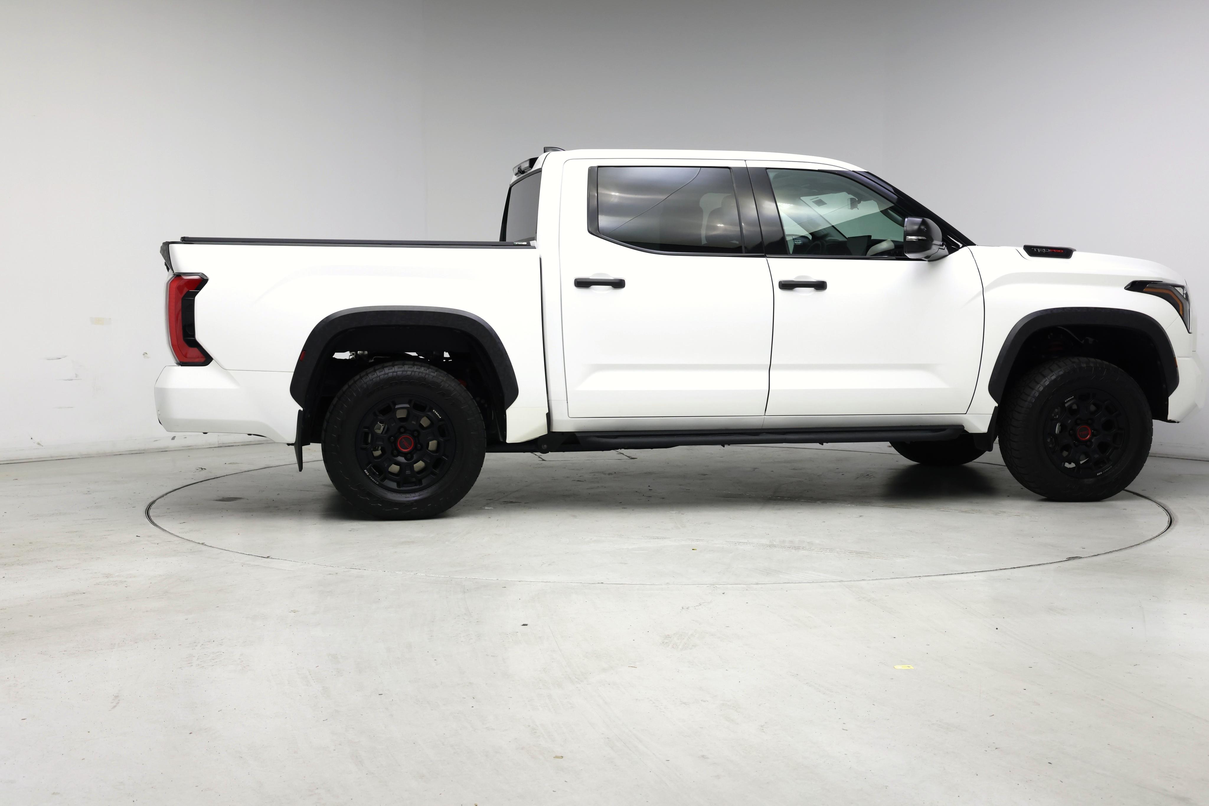 Thumbnail: 2023 Toyota Tundra - 7