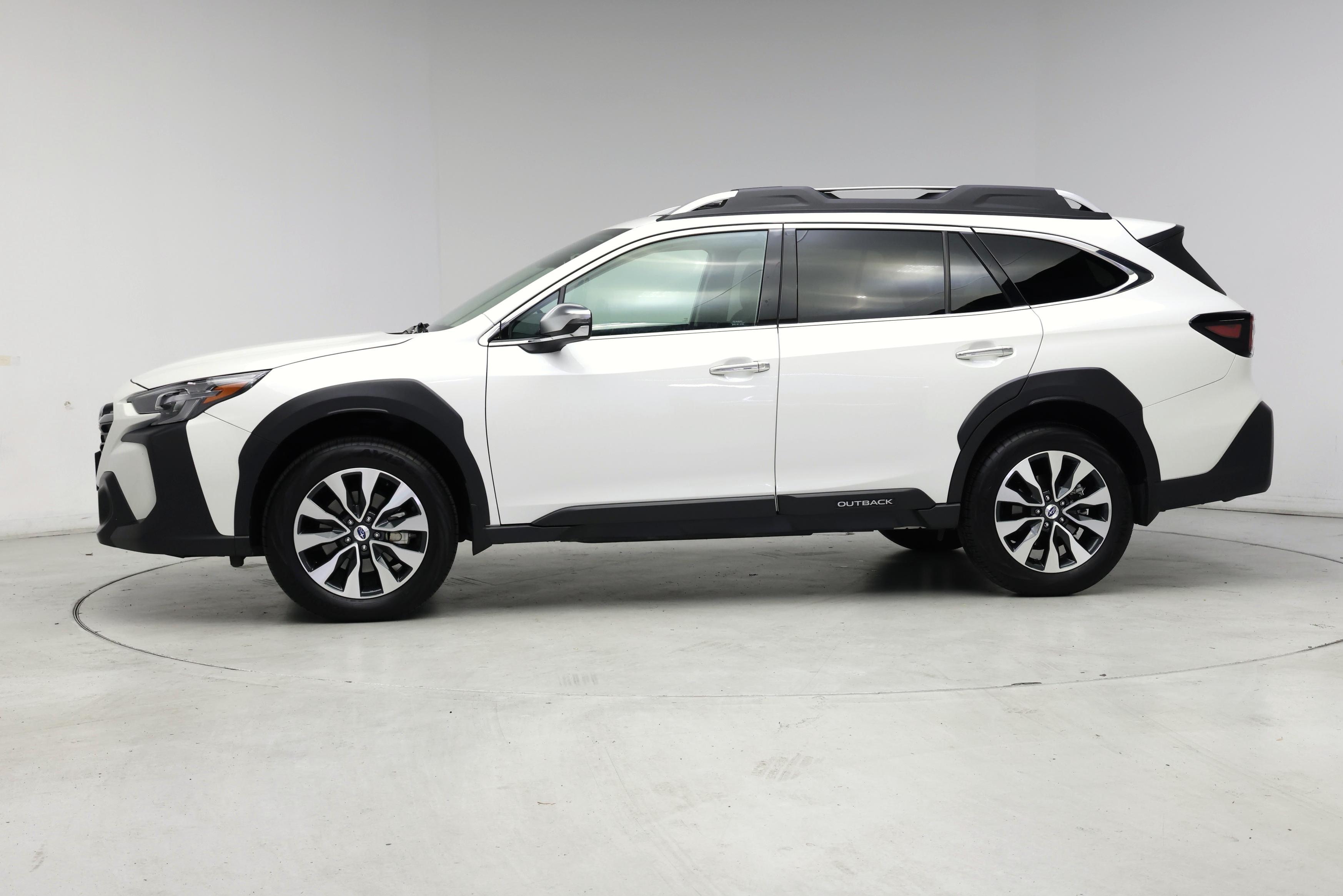 Thumbnail: 2025 Subaru Outback - 3