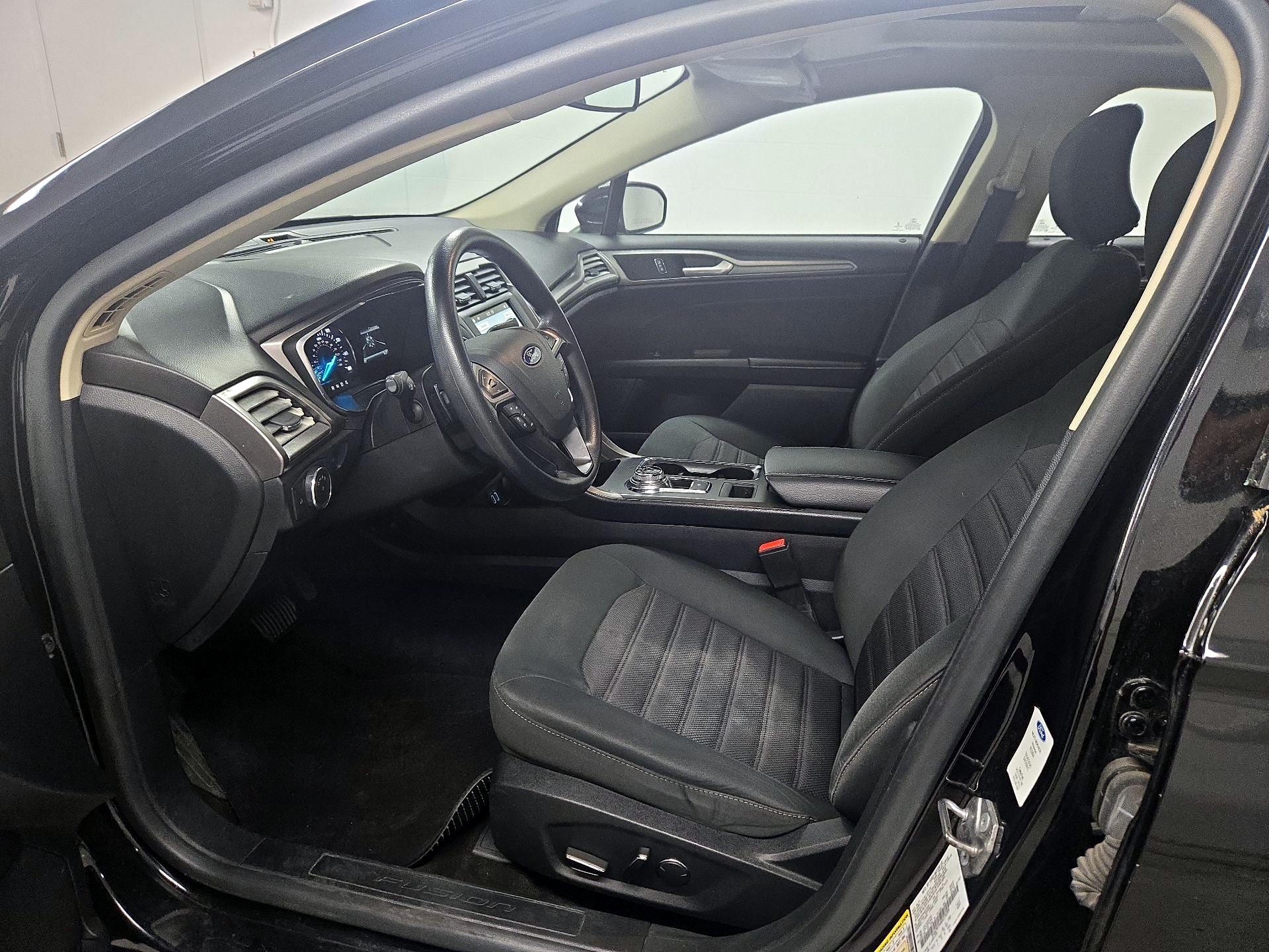 Thumbnail: 2019 Ford Fusion - 11