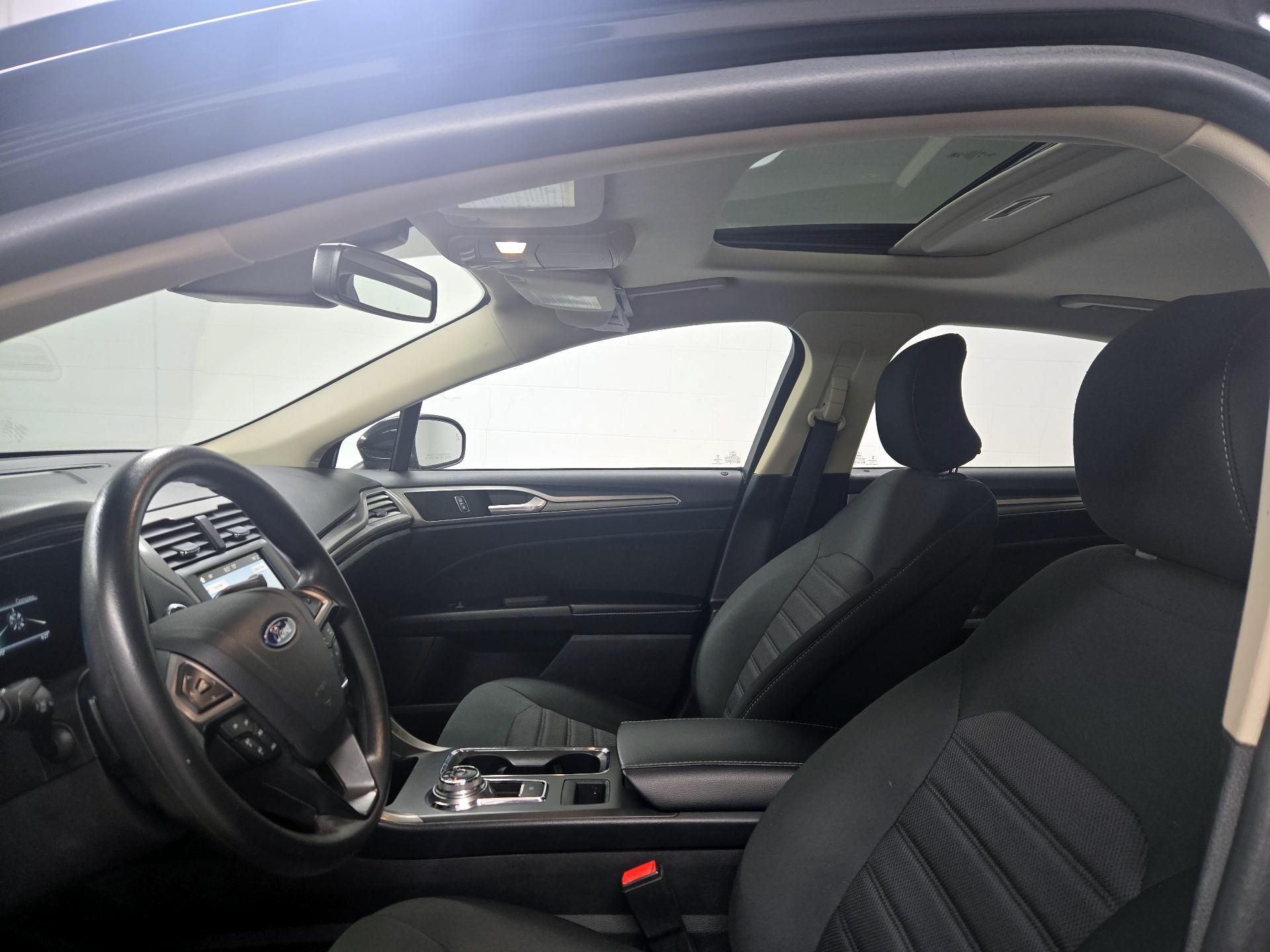 Thumbnail: 2019 Ford Fusion - 19