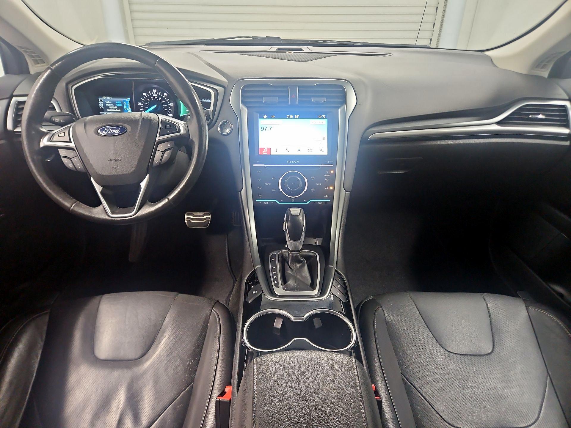 Thumbnail: 2015 Ford Fusion - 9