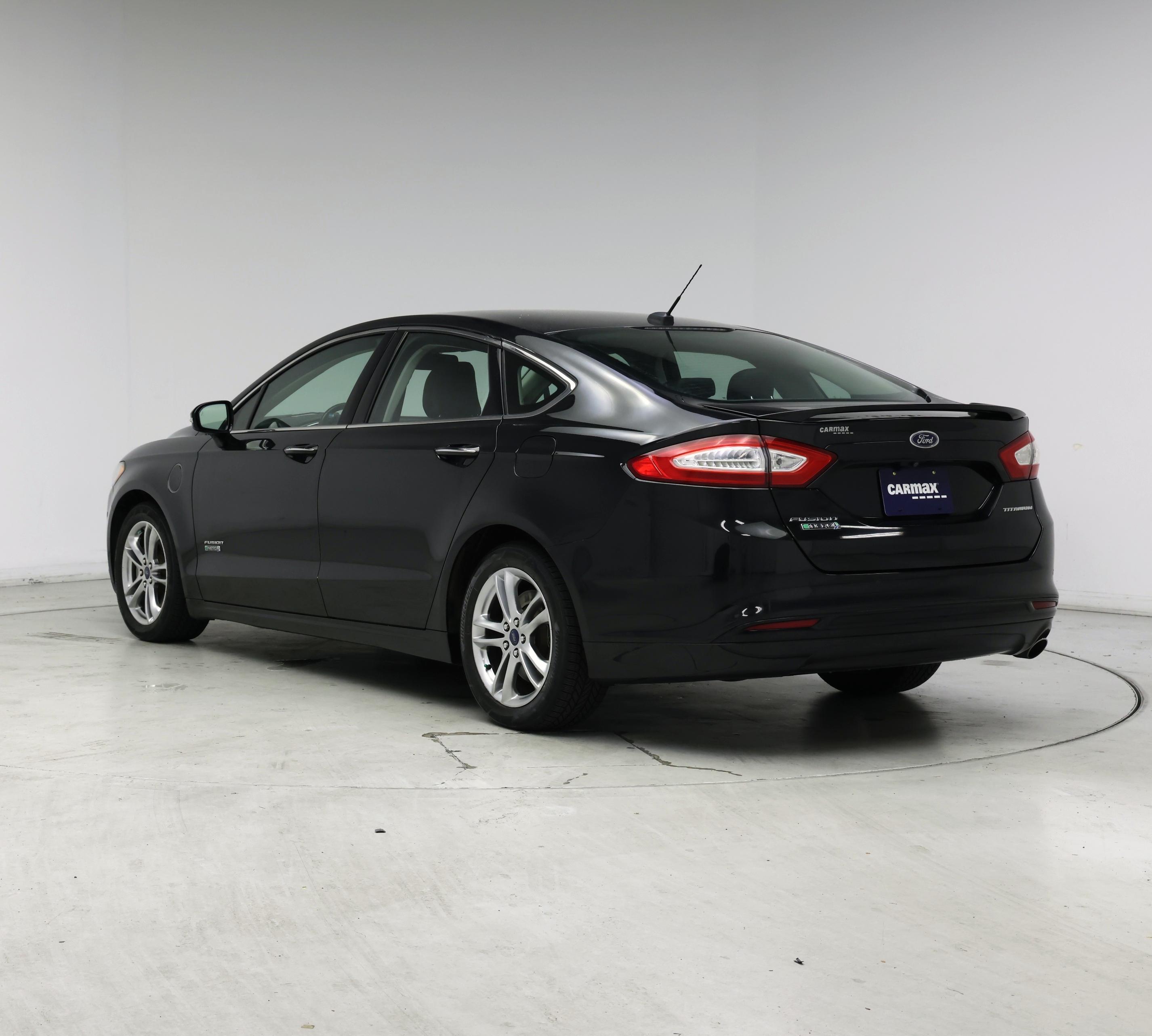 Thumbnail: 2015 Ford Fusion - 2