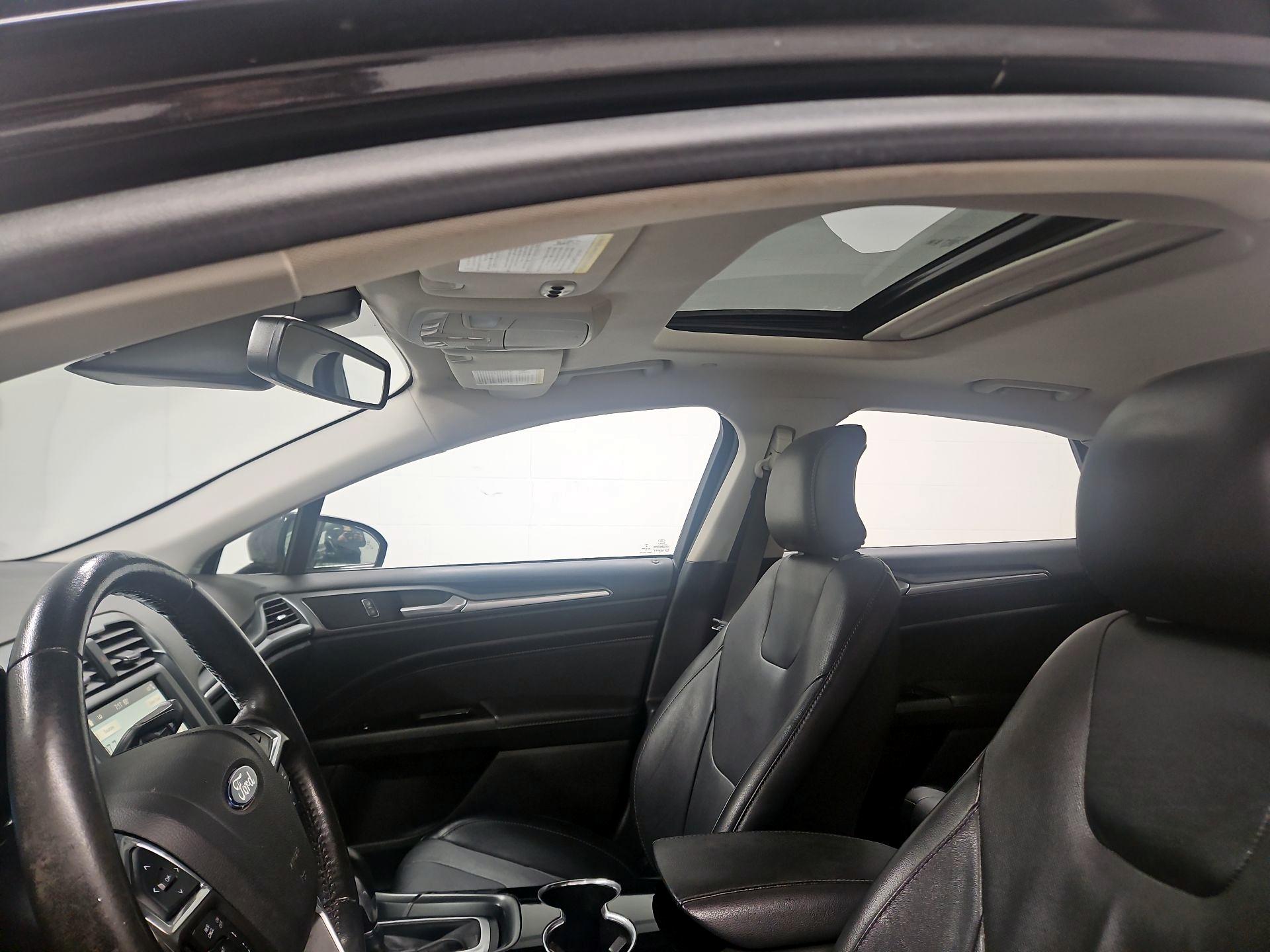 Thumbnail: 2015 Ford Fusion - 20