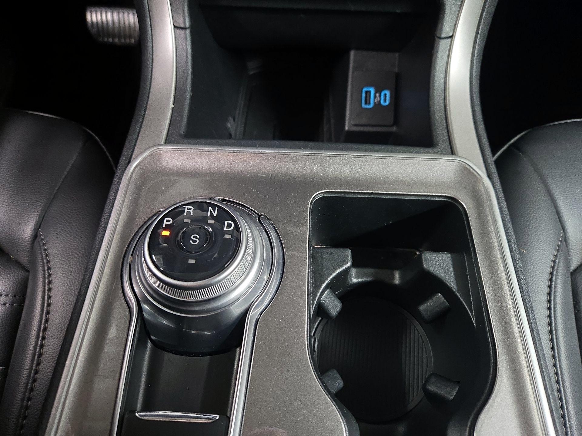 Thumbnail: 2024 Ford Edge - 17