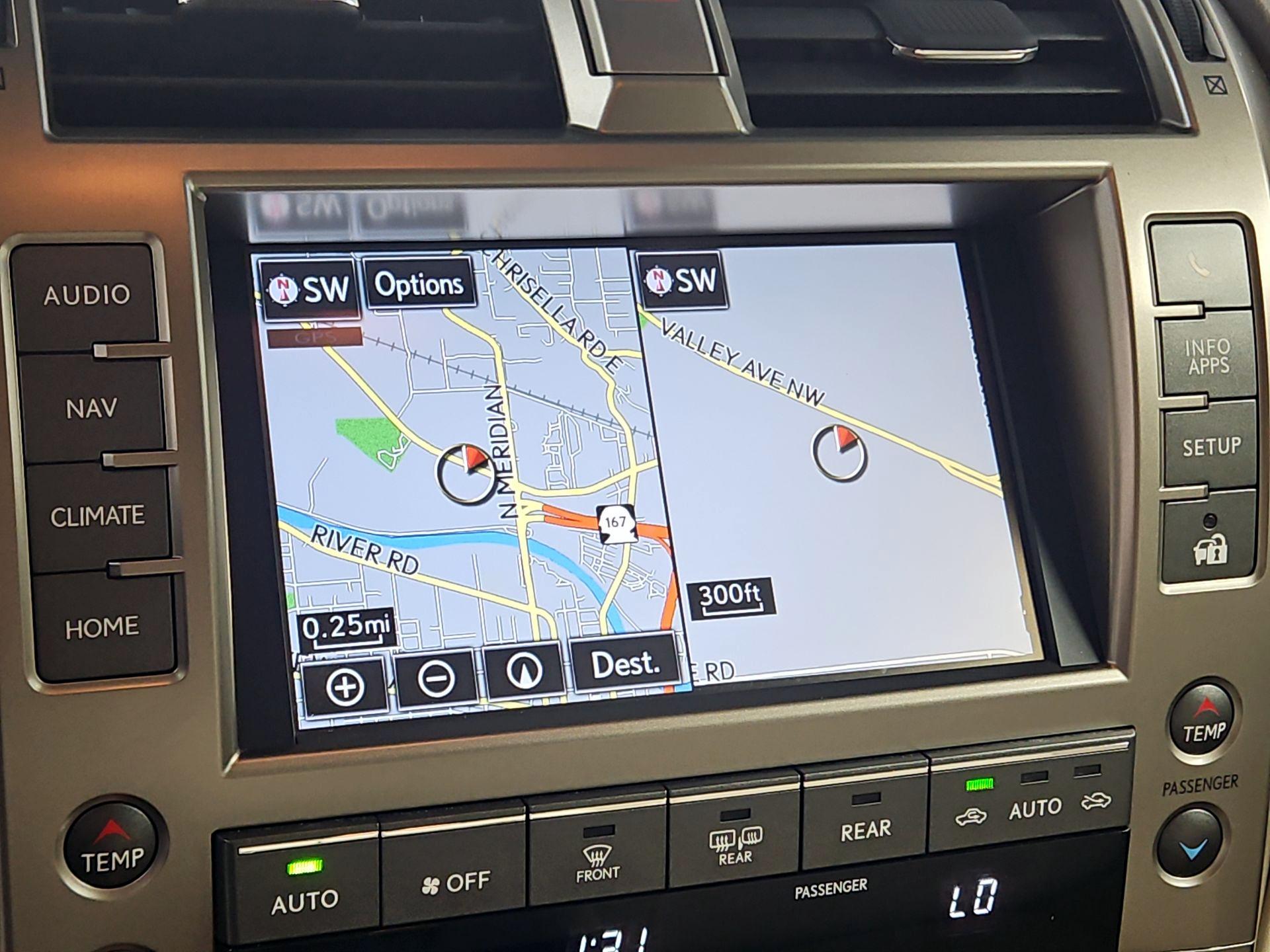 Thumbnail: 2014 Lexus GX - 14
