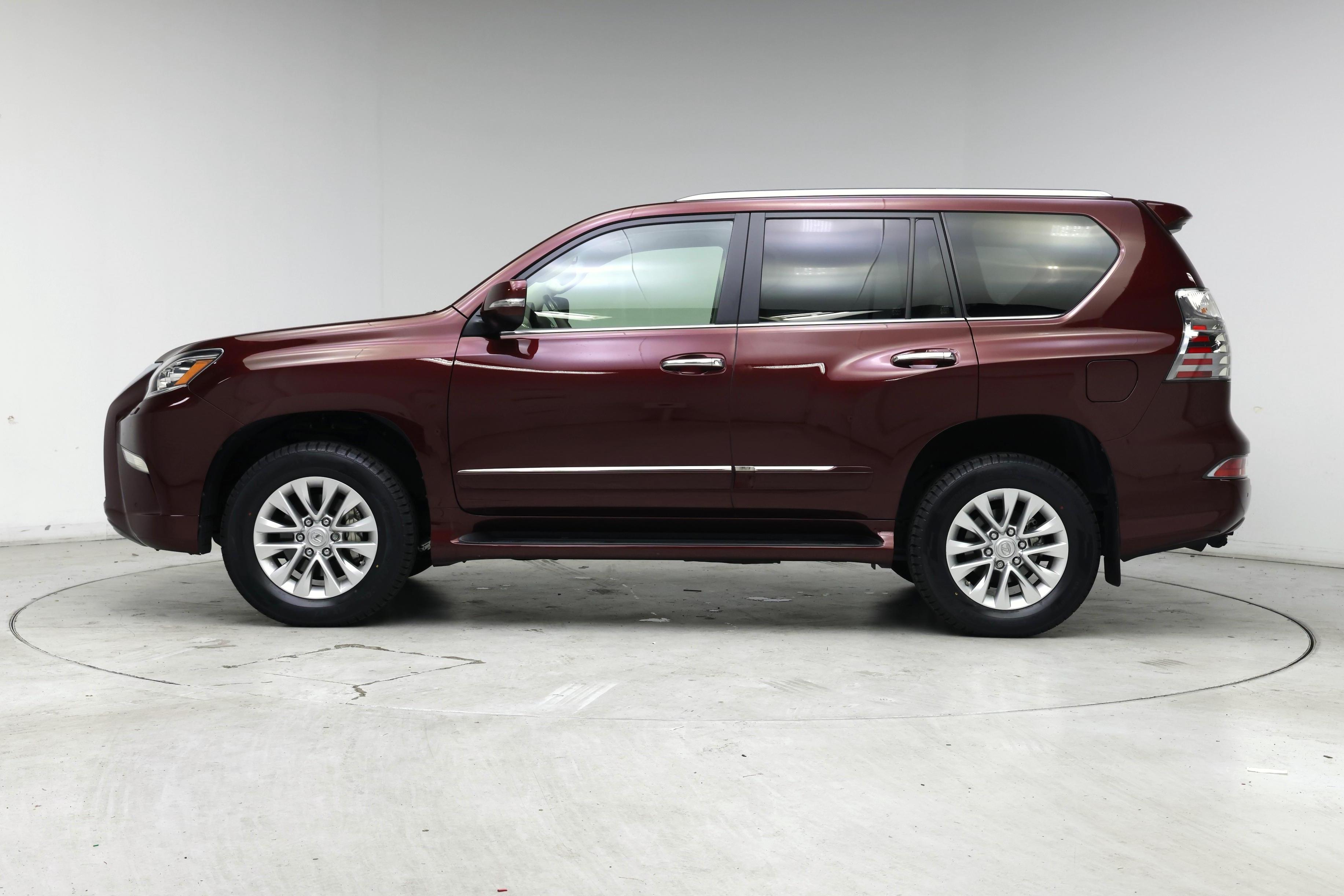 Thumbnail: 2014 Lexus GX - 3