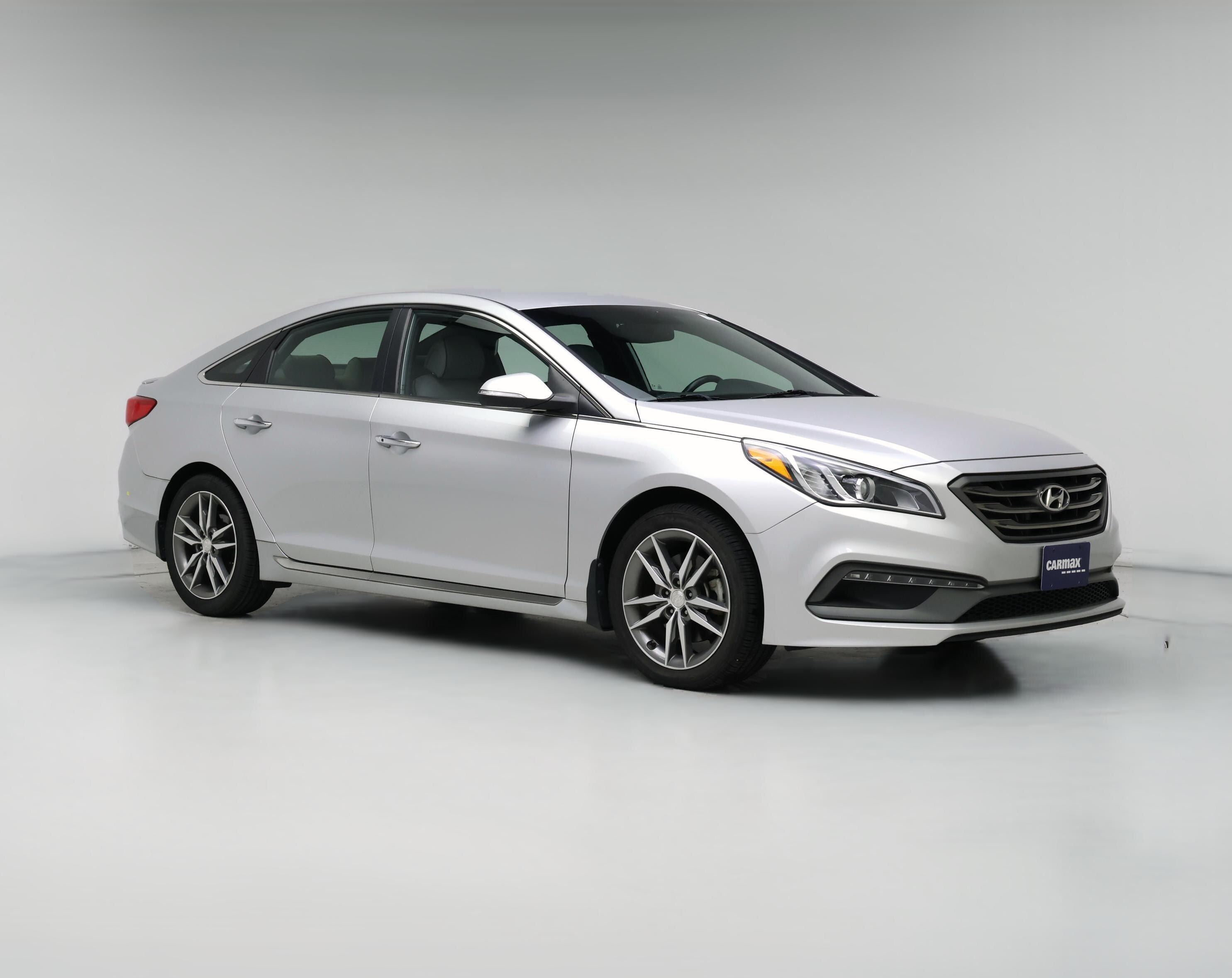 Thumbnail: 2015 Hyundai Sonata - 1