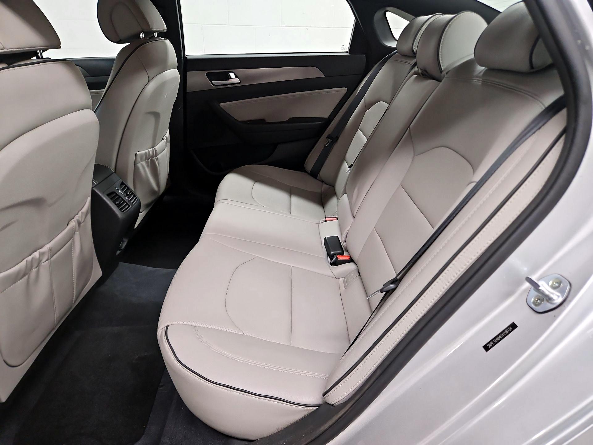 Thumbnail: 2015 Hyundai Sonata - 19