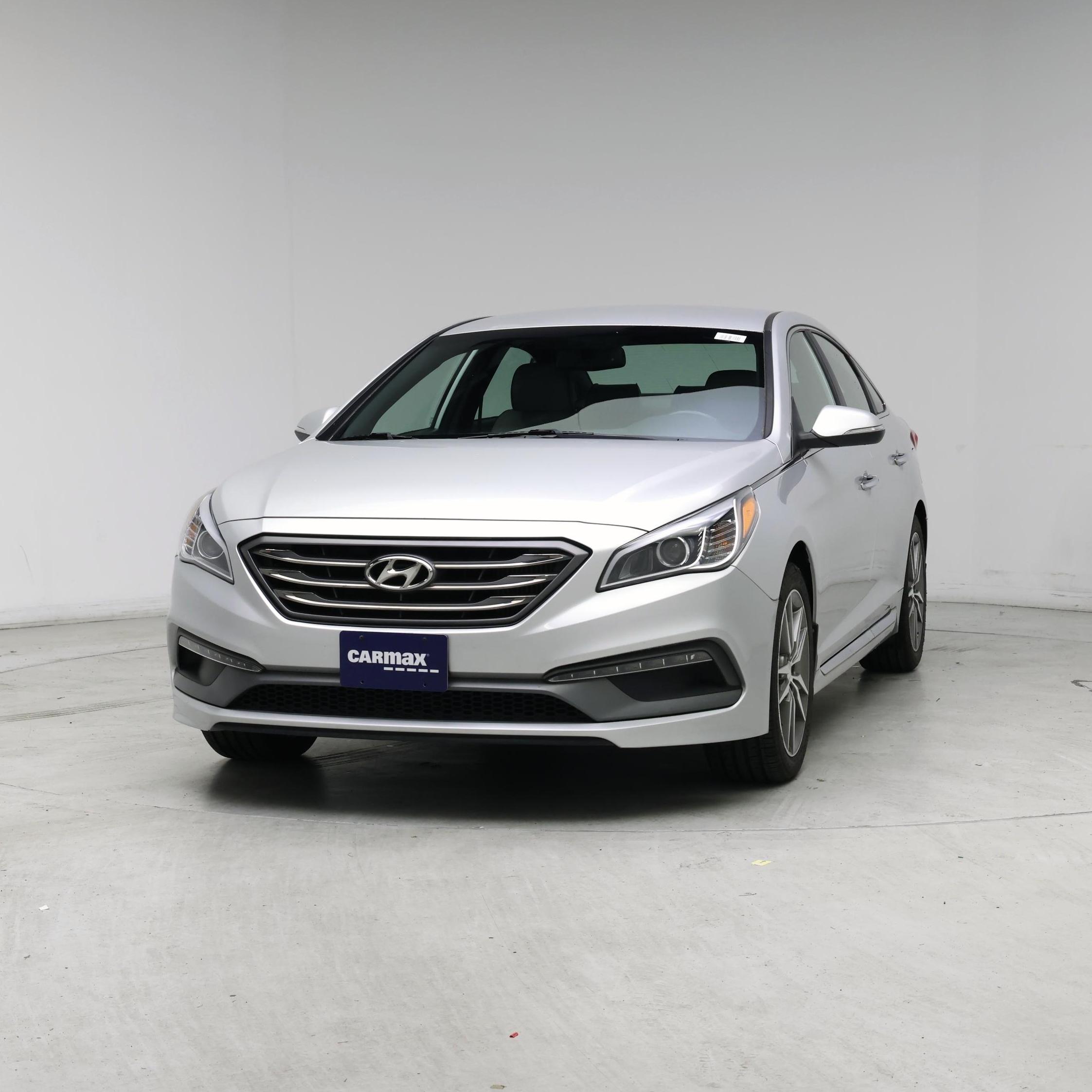 Thumbnail: 2015 Hyundai Sonata - 4