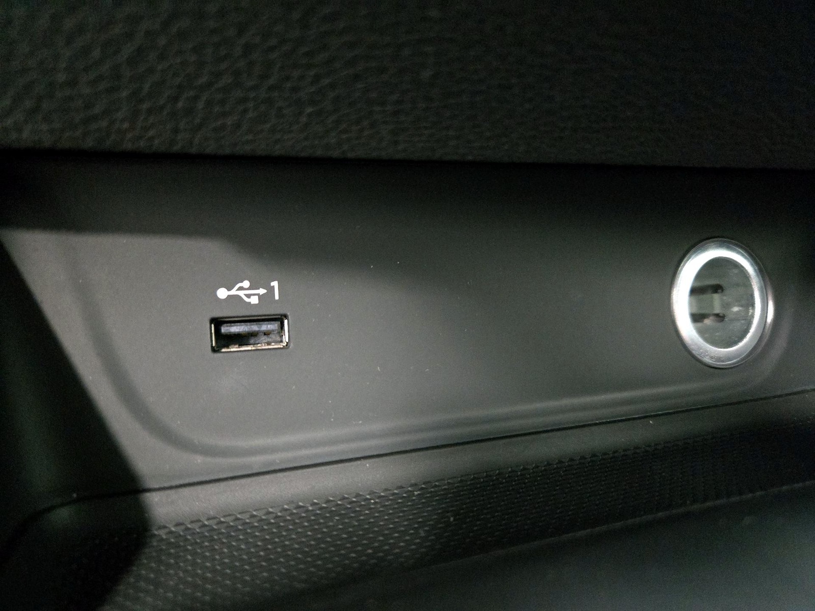 2018 Audi A4 Premium - Photo 19