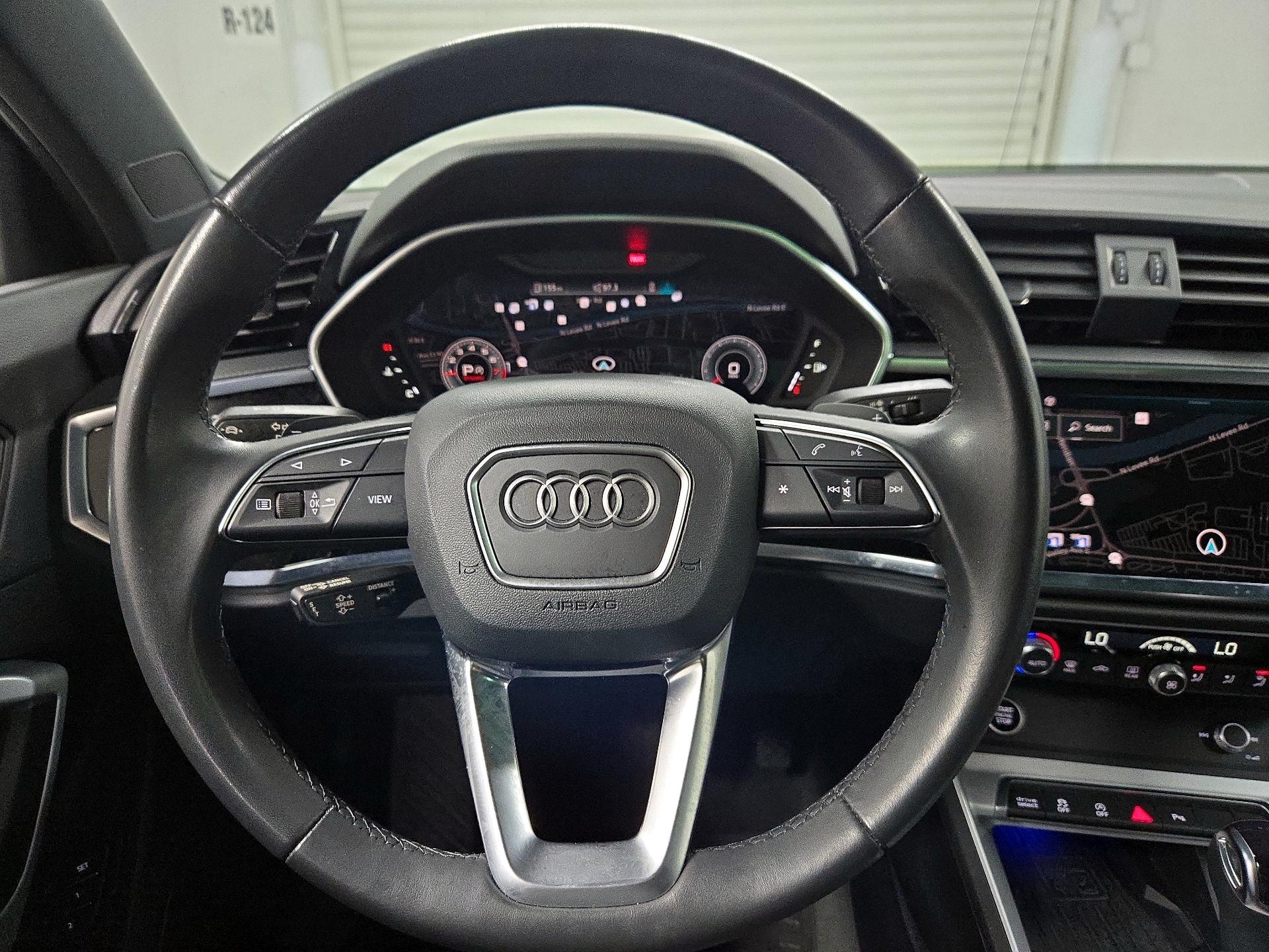 Thumbnail: 2024 Audi Q3 - 10