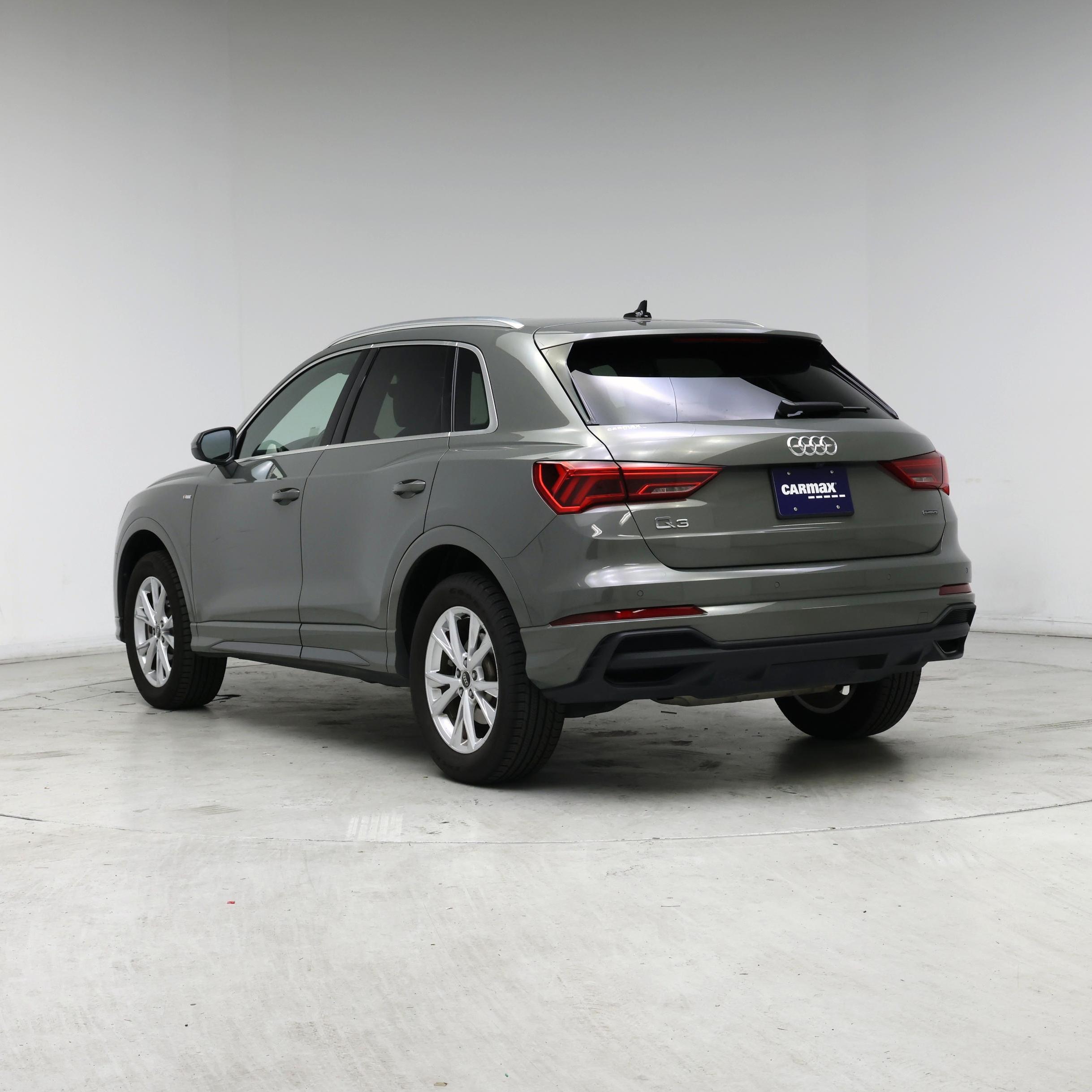 Thumbnail: 2024 Audi Q3 - 2