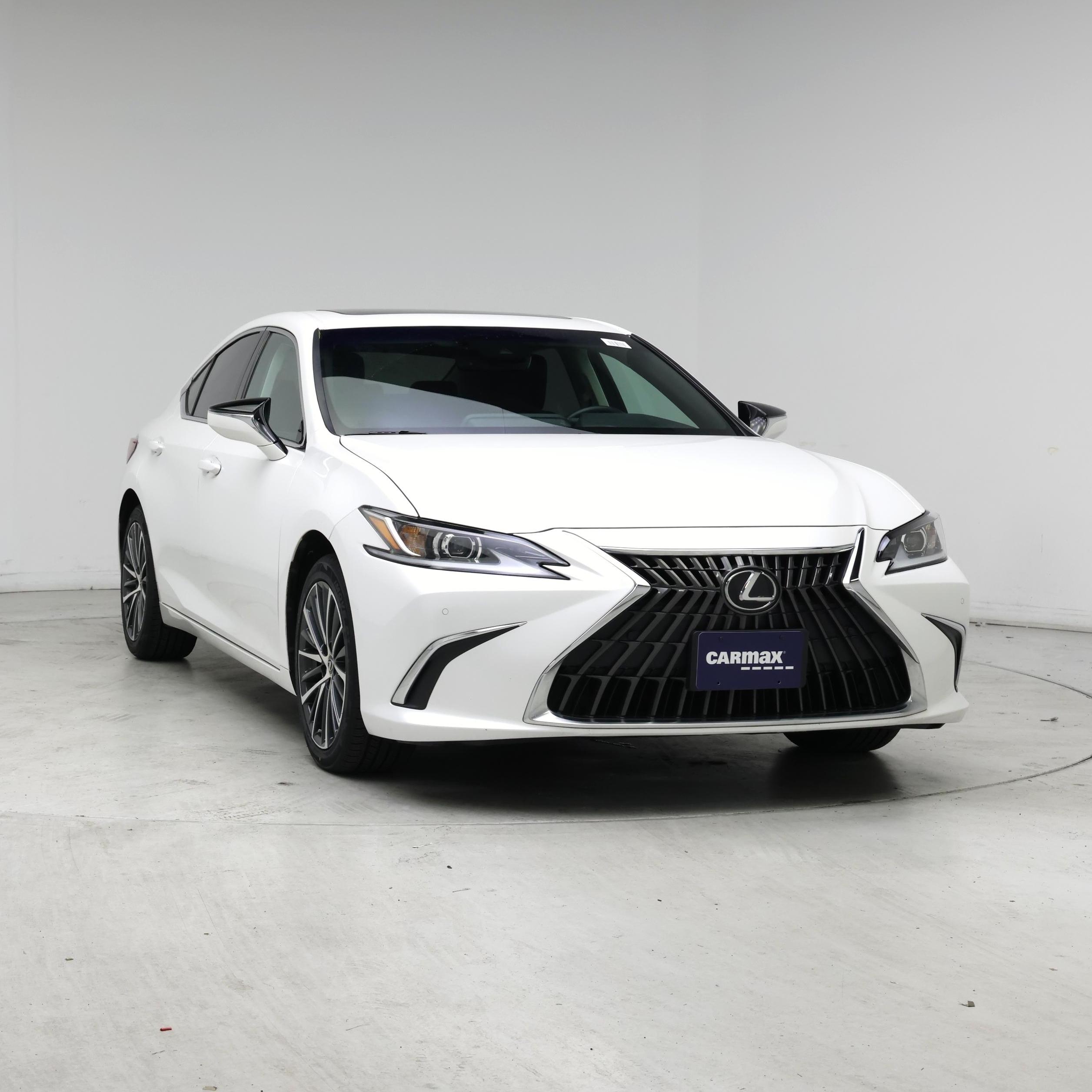 Thumbnail: 2022 Lexus ES - 5