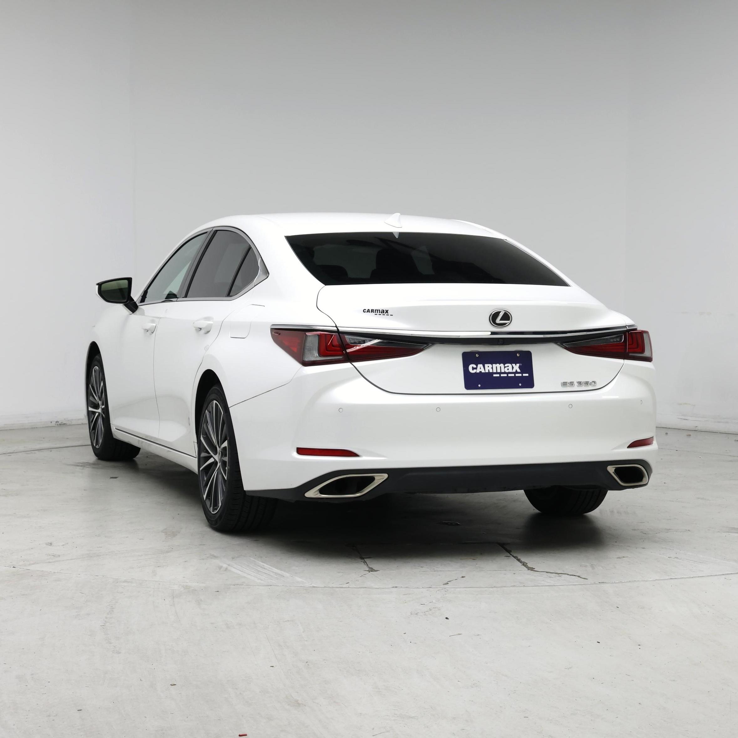 Thumbnail: 2022 Lexus ES - 6