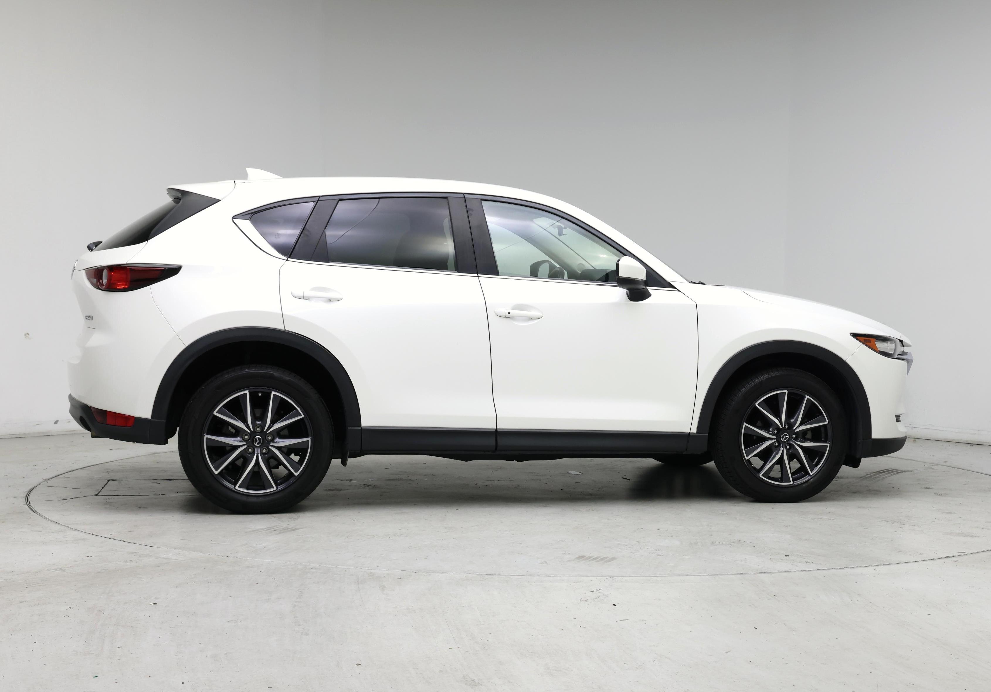 Thumbnail: 2018 Mazda CX-5 - 7