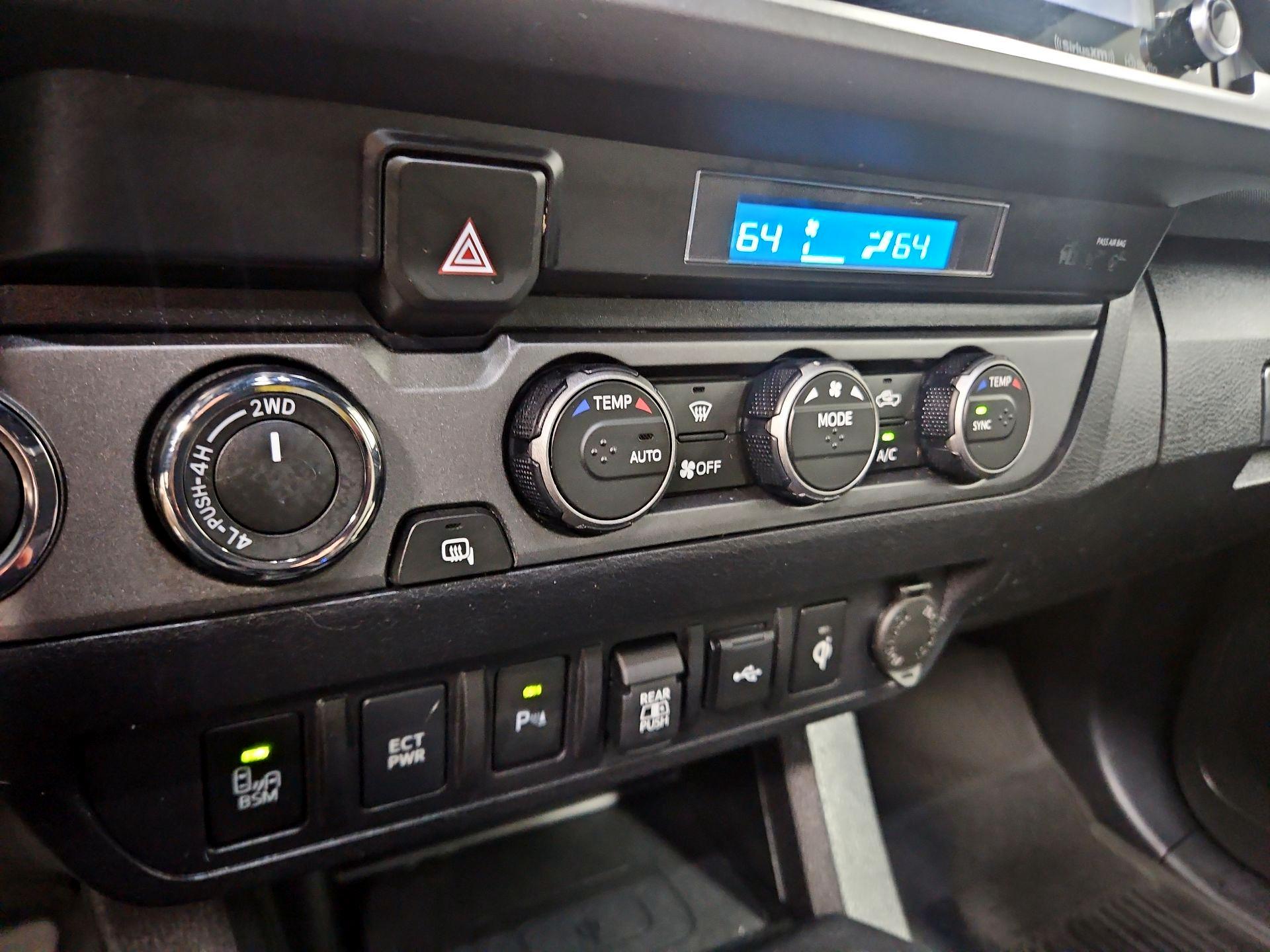 Thumbnail: 2023 Toyota Tacoma - 17