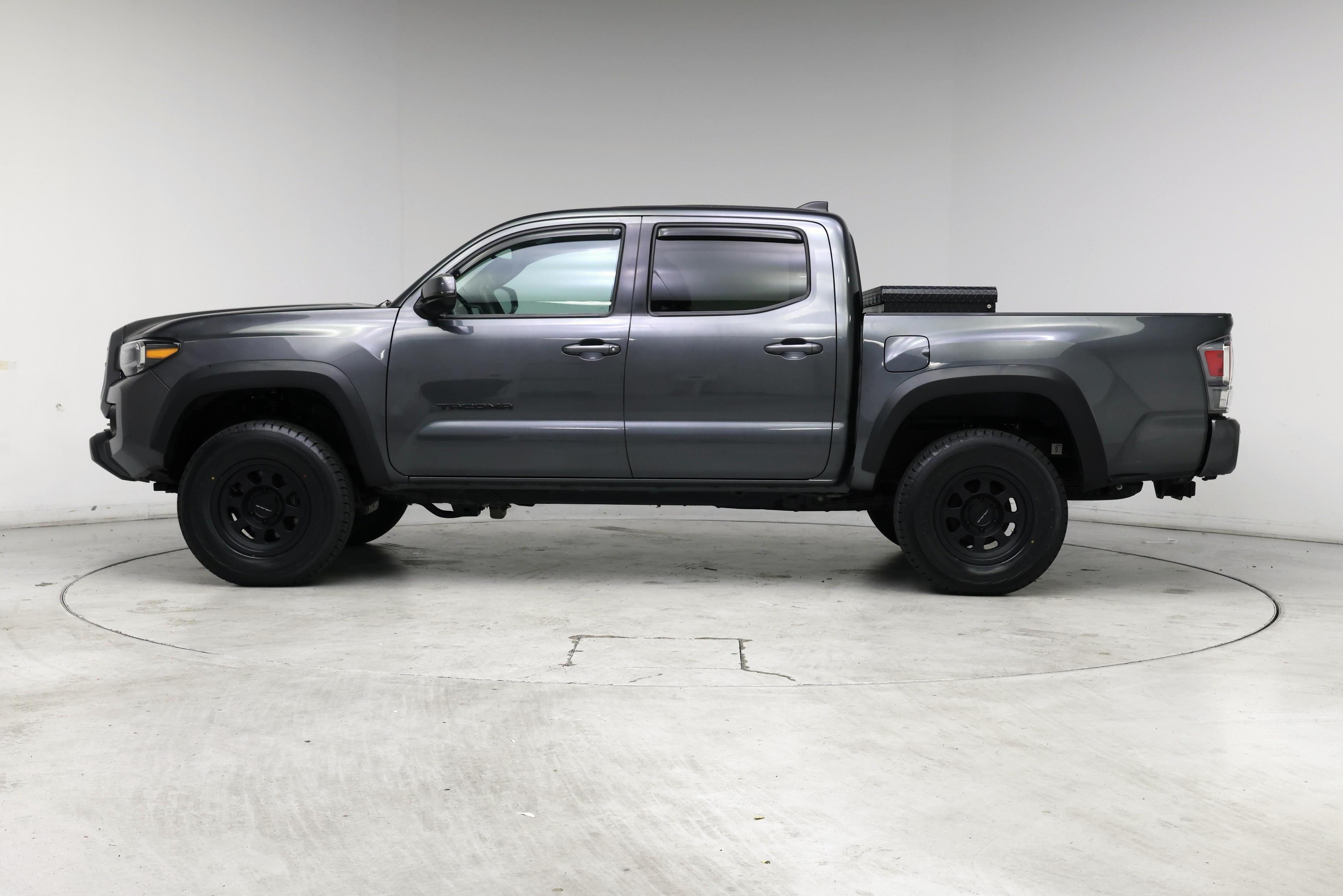 Thumbnail: 2023 Toyota Tacoma - 3