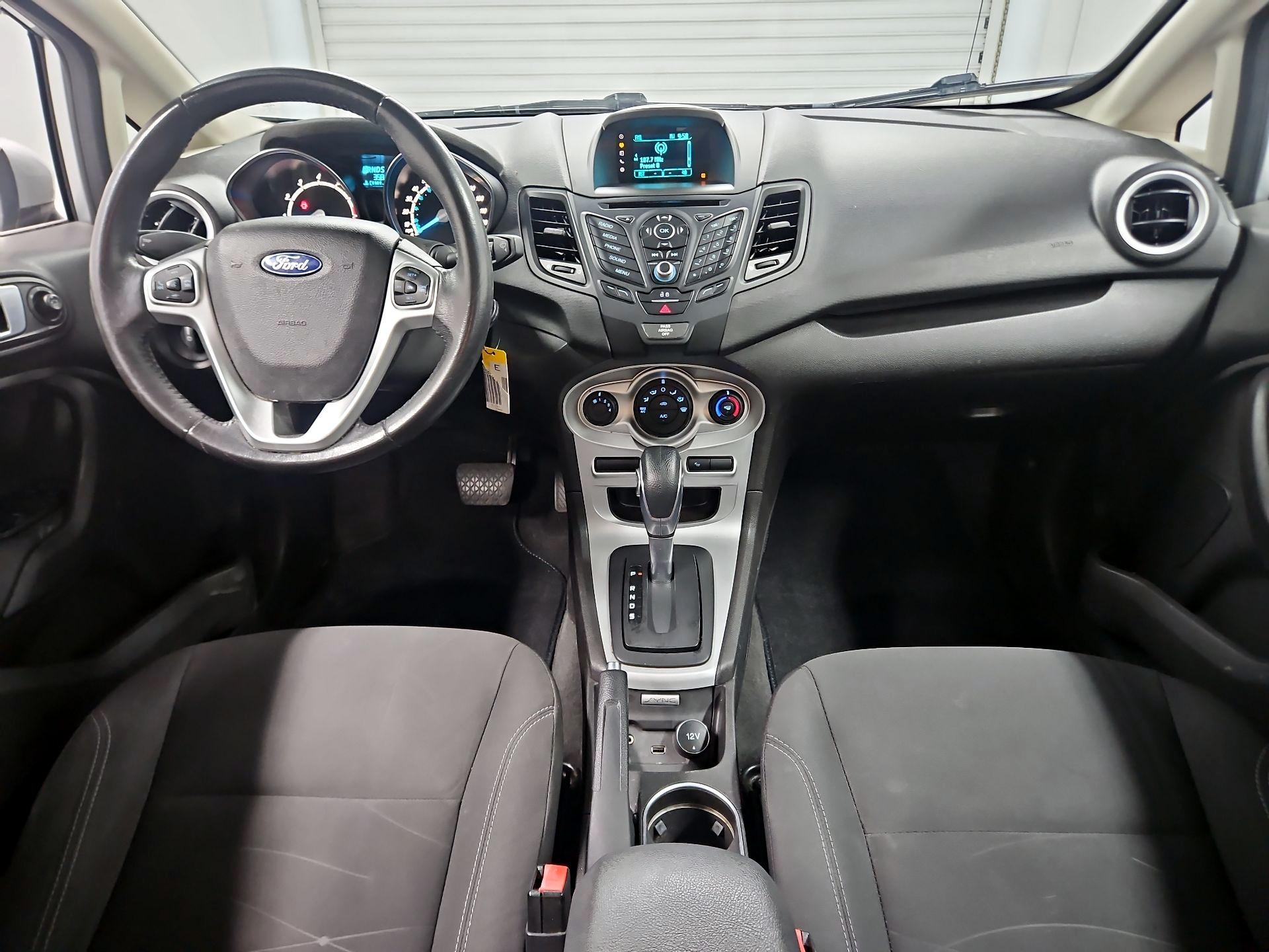 Thumbnail: 2016 Ford Fiesta - 9