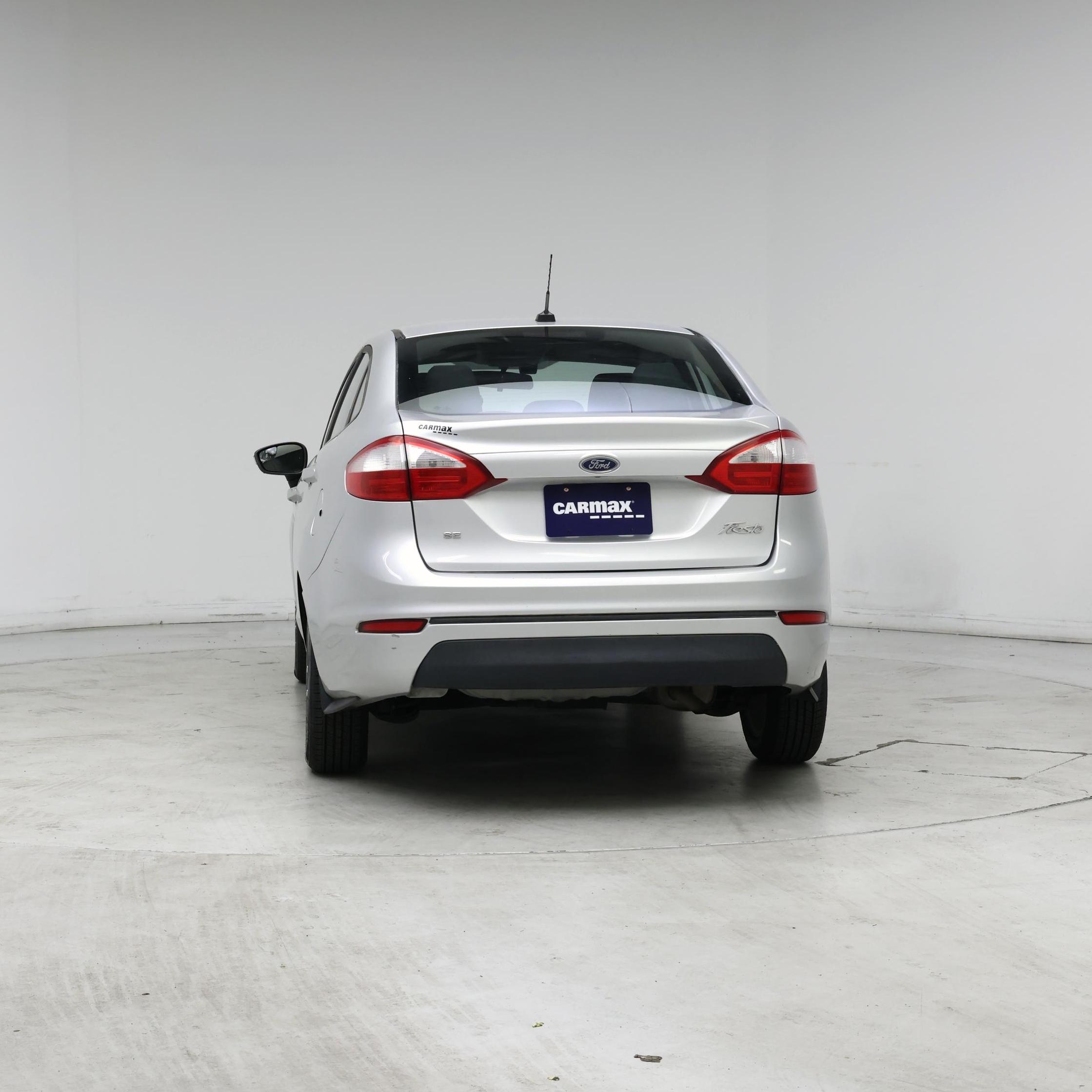 Thumbnail: 2016 Ford Fiesta - 6