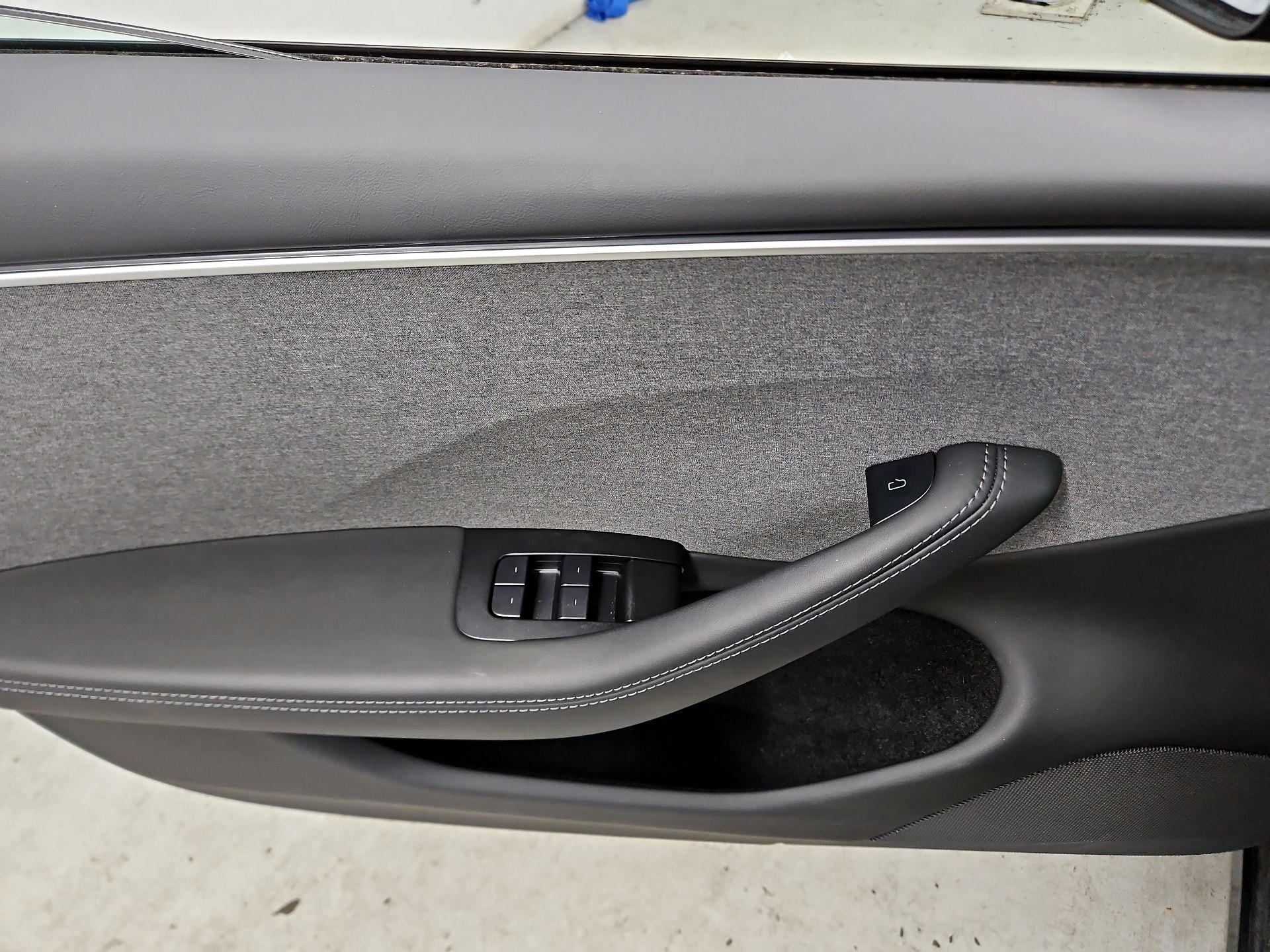 Thumbnail: 2024 Tesla Model 3 - 12