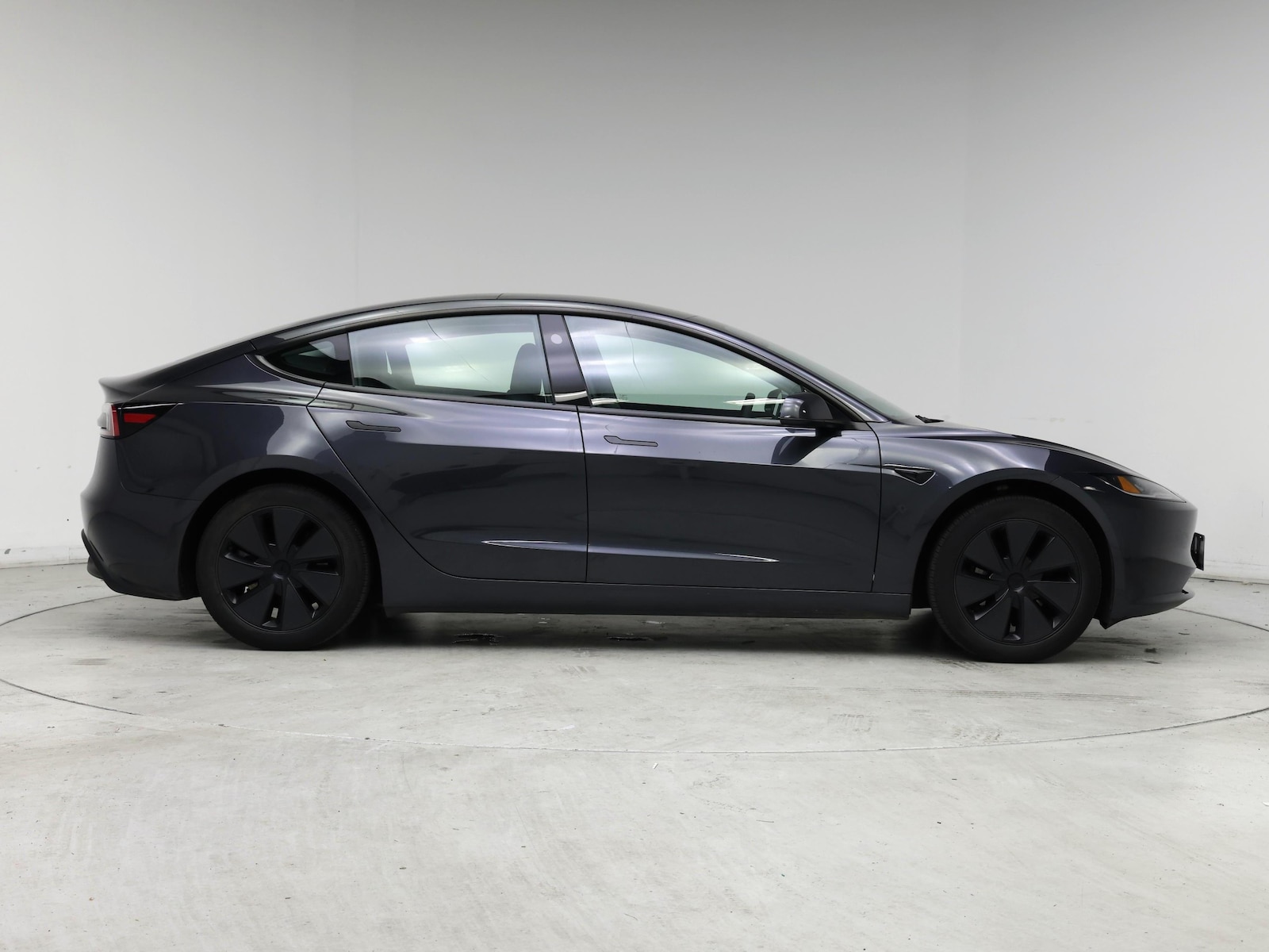 2024 Tesla Model 3 Long Range - Photo 8