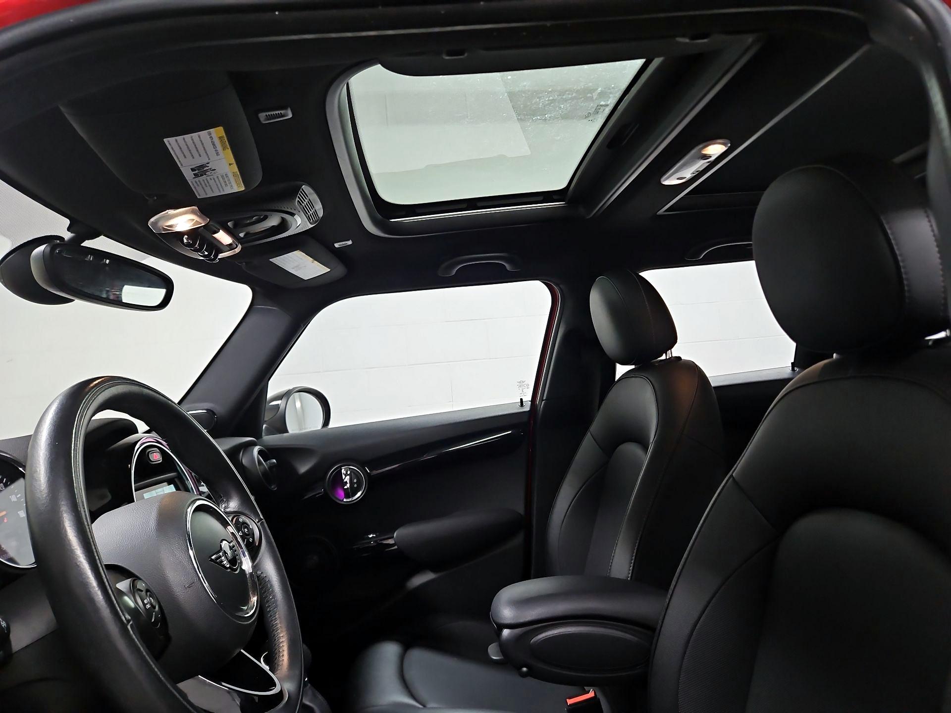 Thumbnail: 2019 MINI Cooper Hardtop - 19