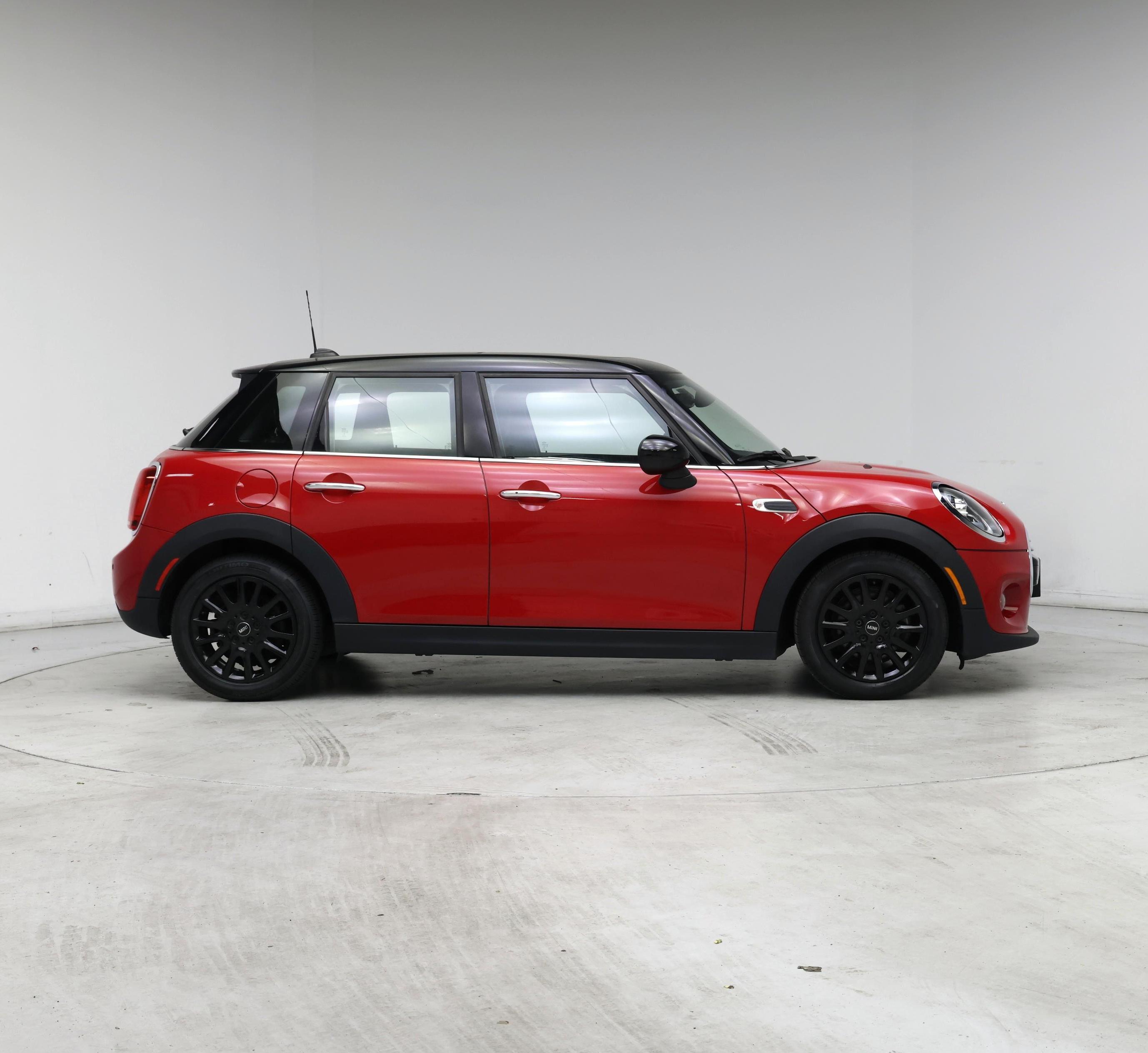 Thumbnail: 2019 MINI Cooper Hardtop - 7